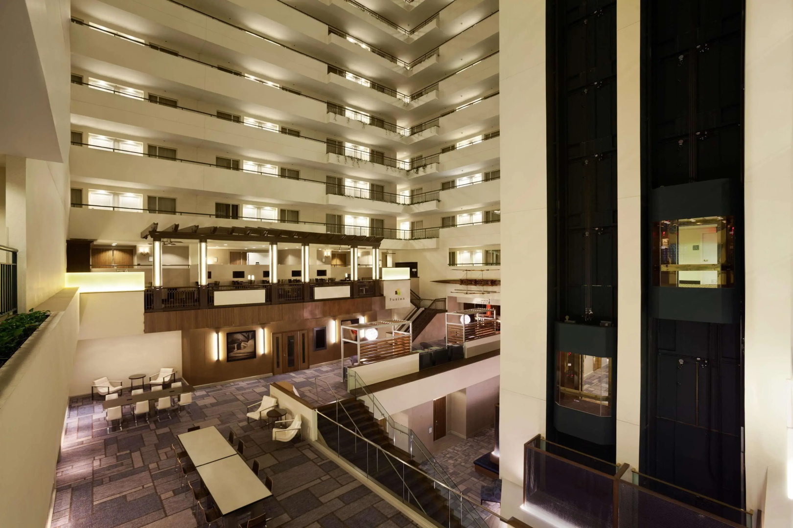 DoubleTree Suites by Hilton Hotel Boston - Cambridge