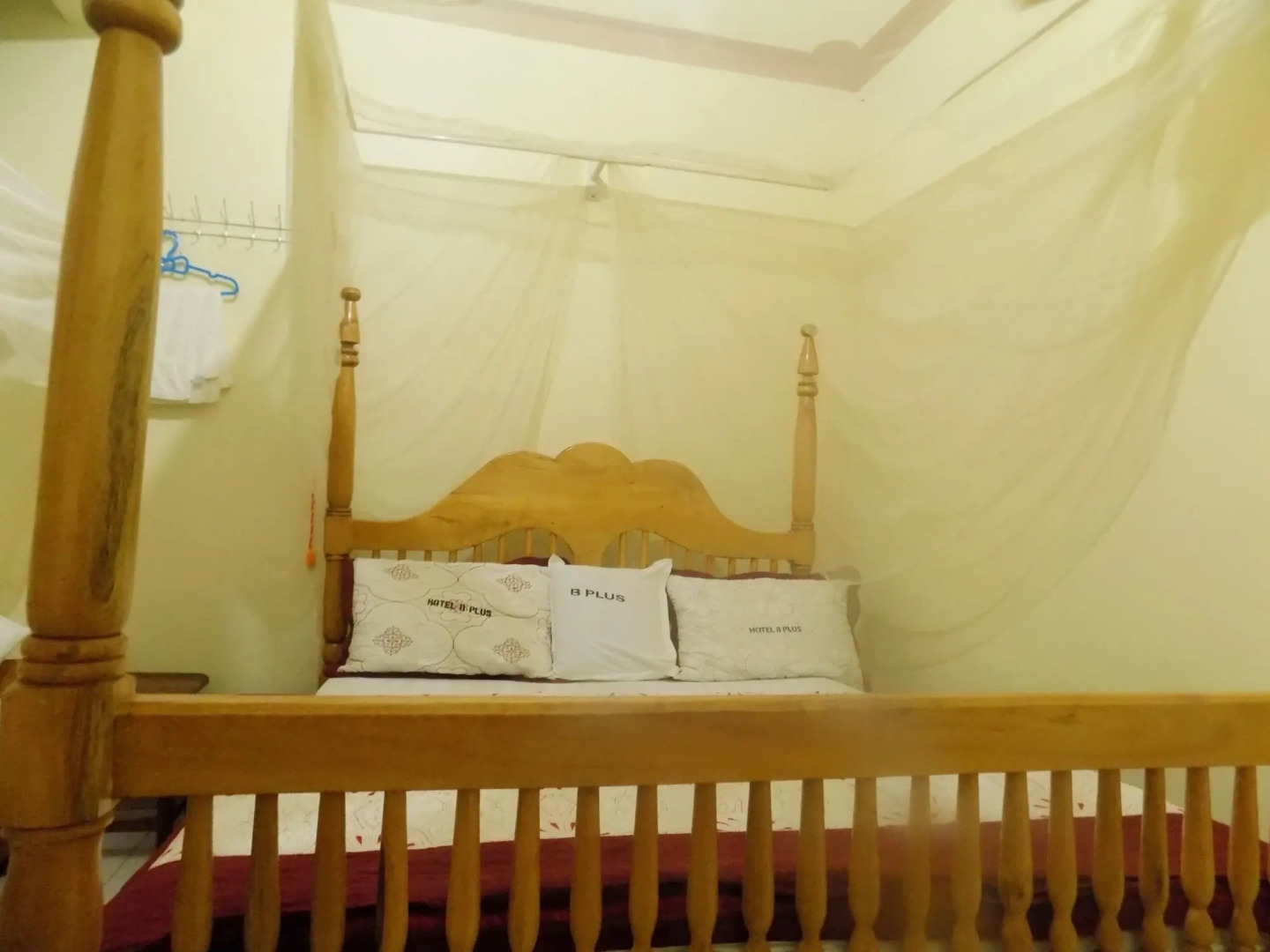 Hotel B Plus