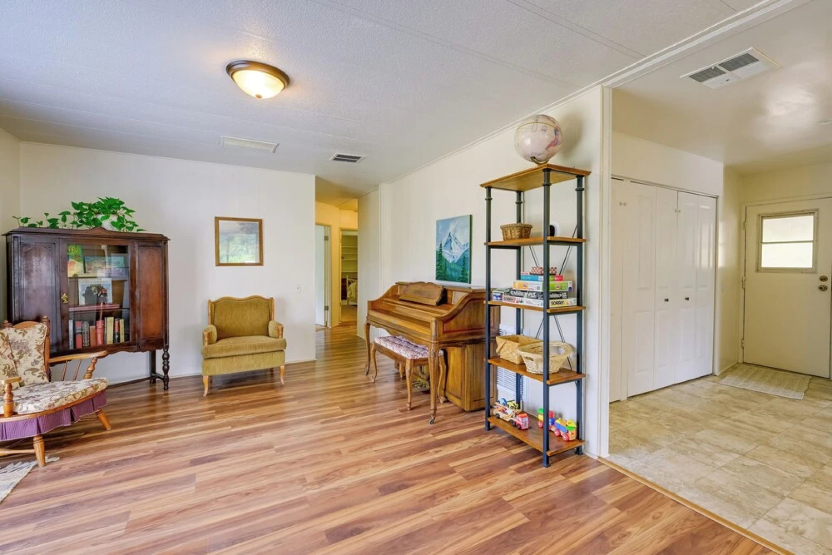 Adventure Haven w/ On-site Fun: Near Sequoia!