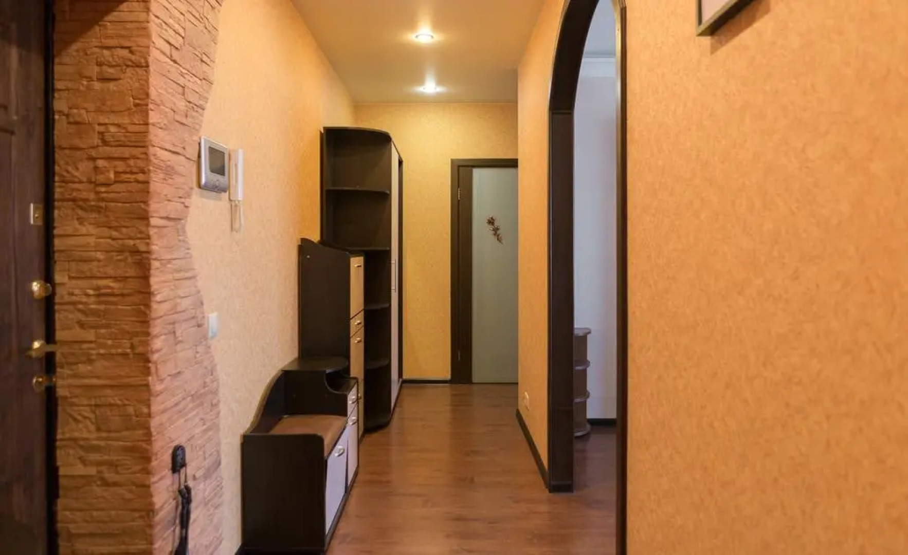 Уют Home (Хоум) на бульваре 60-летия Победы