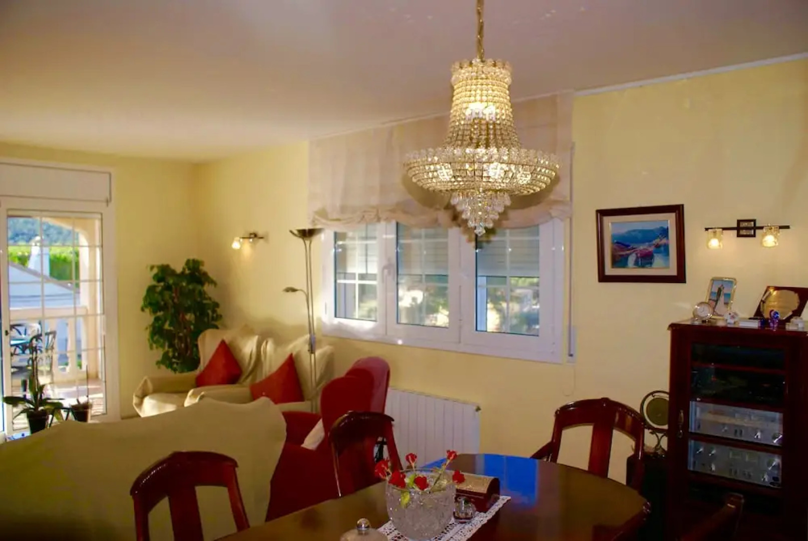 CUBELLES HLCLUB House