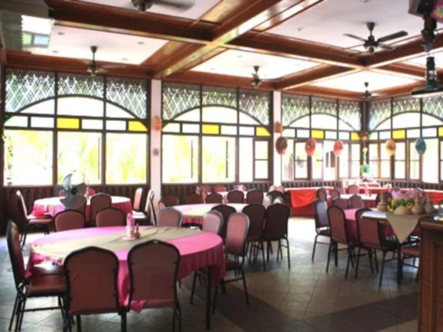 Green Village Pasir Salak Eco River Resort