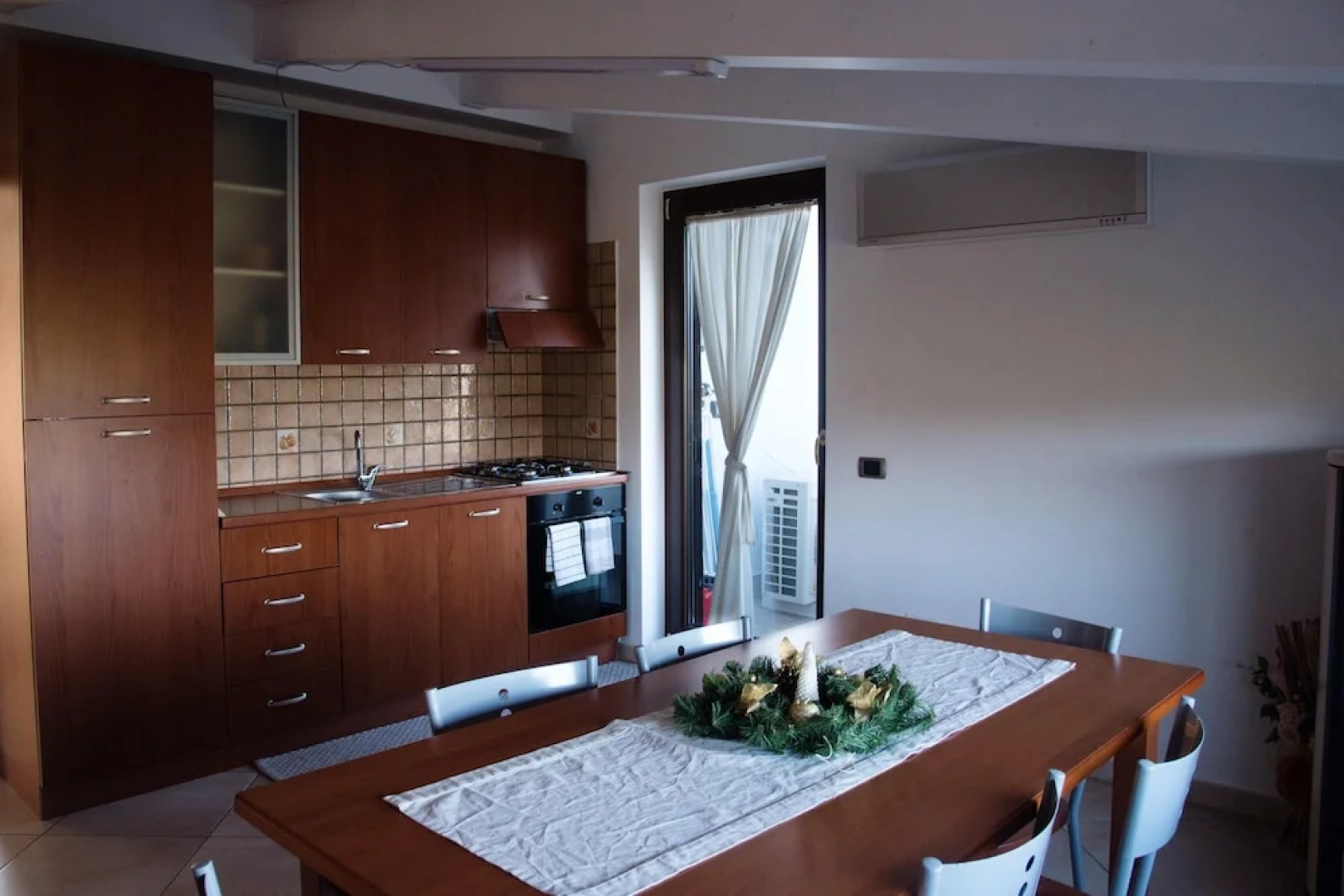 House With 3 Bedrooms in Bosco di Caiazzo, With Wonderful Mountain View, Shared Pool, Enclosed Garden