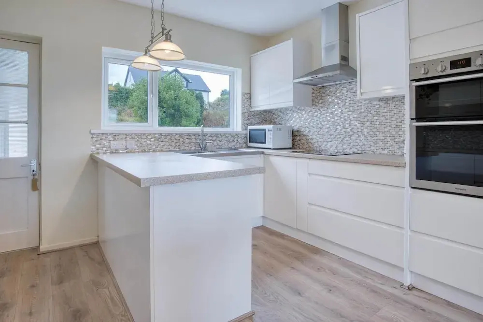 Longview - 4 Bedroom Holiday Home - Pembroke Dock