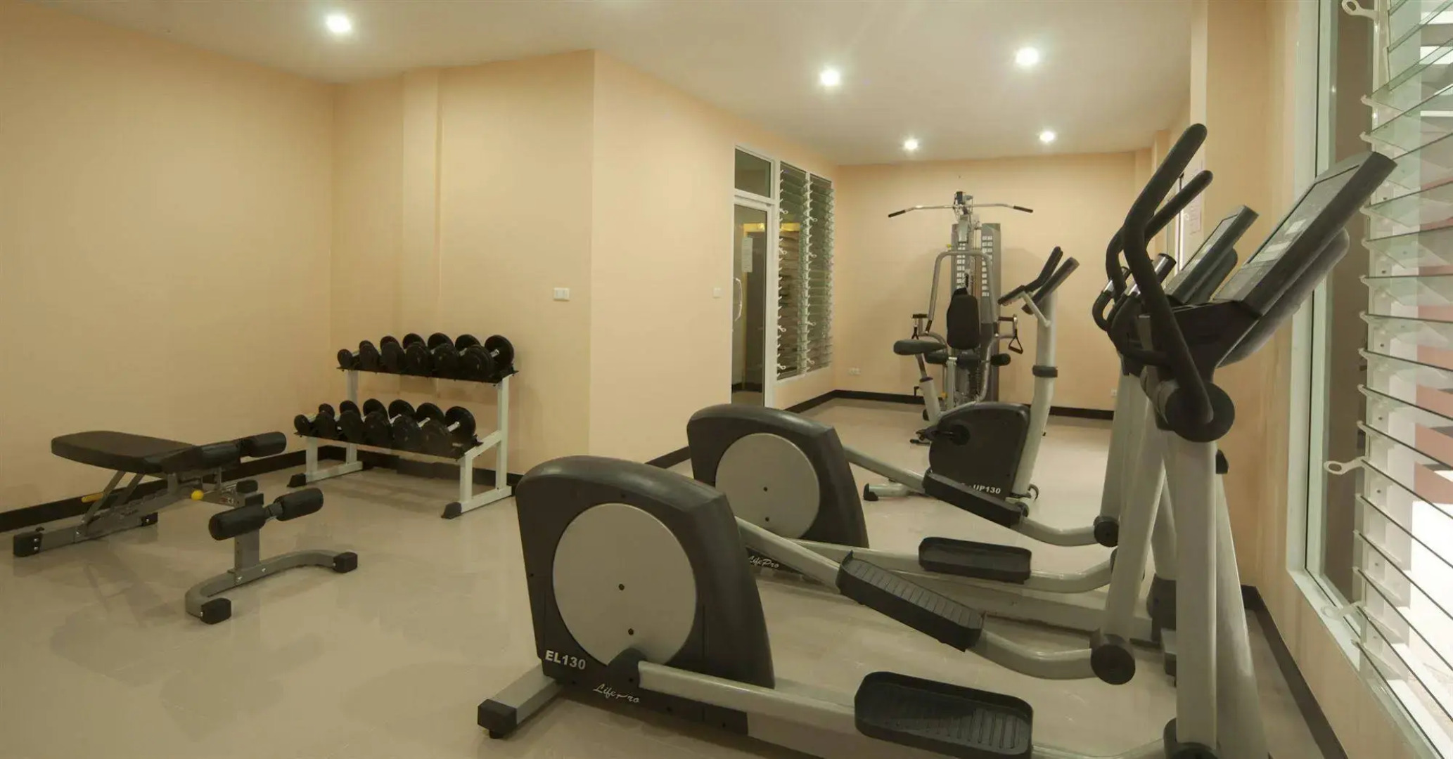 OYO 358 Rattana Residence Thalang