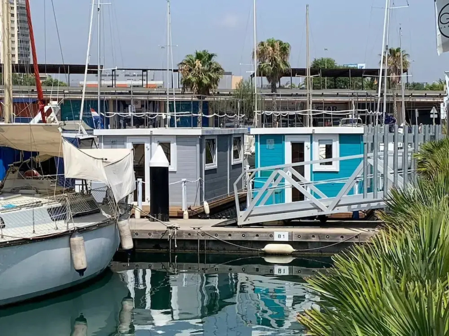 Vintage Classic 70s Boat!