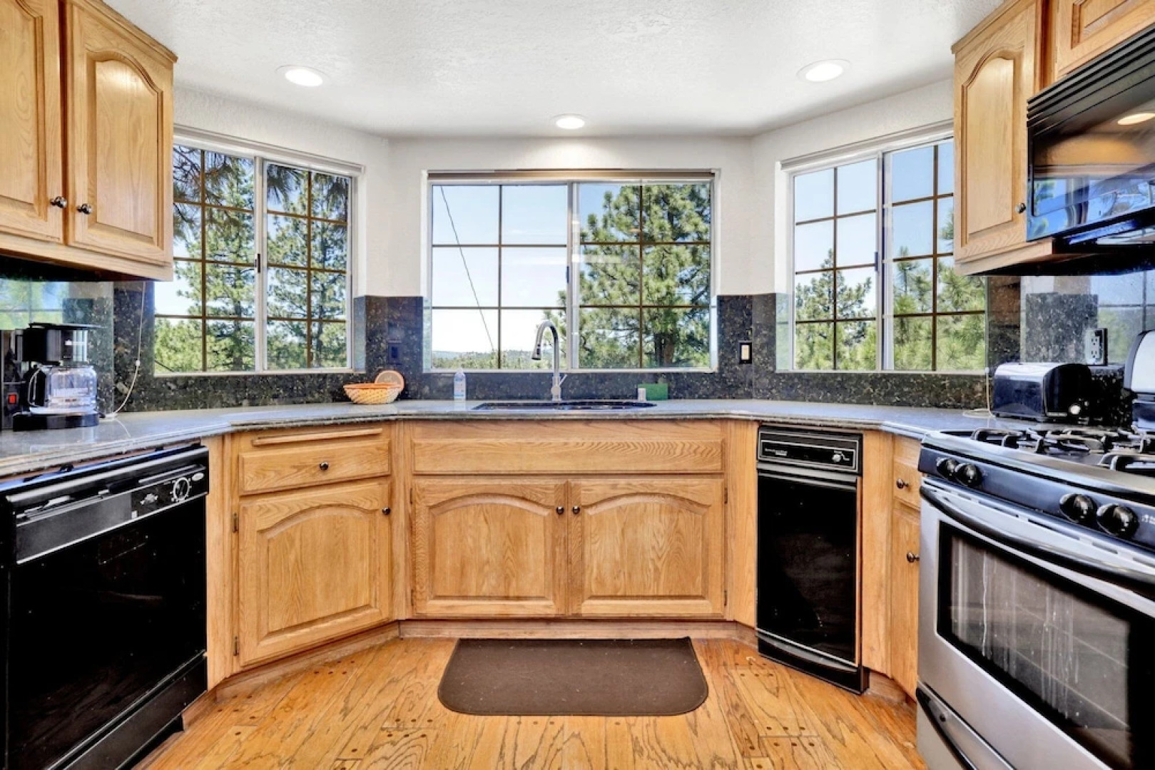 Chateau DE BIG Bear #2328