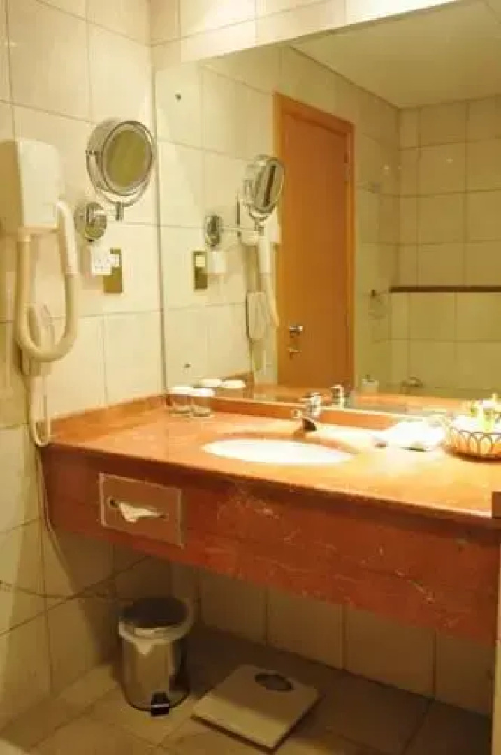 Cassells Hotel Apartments Deluxe