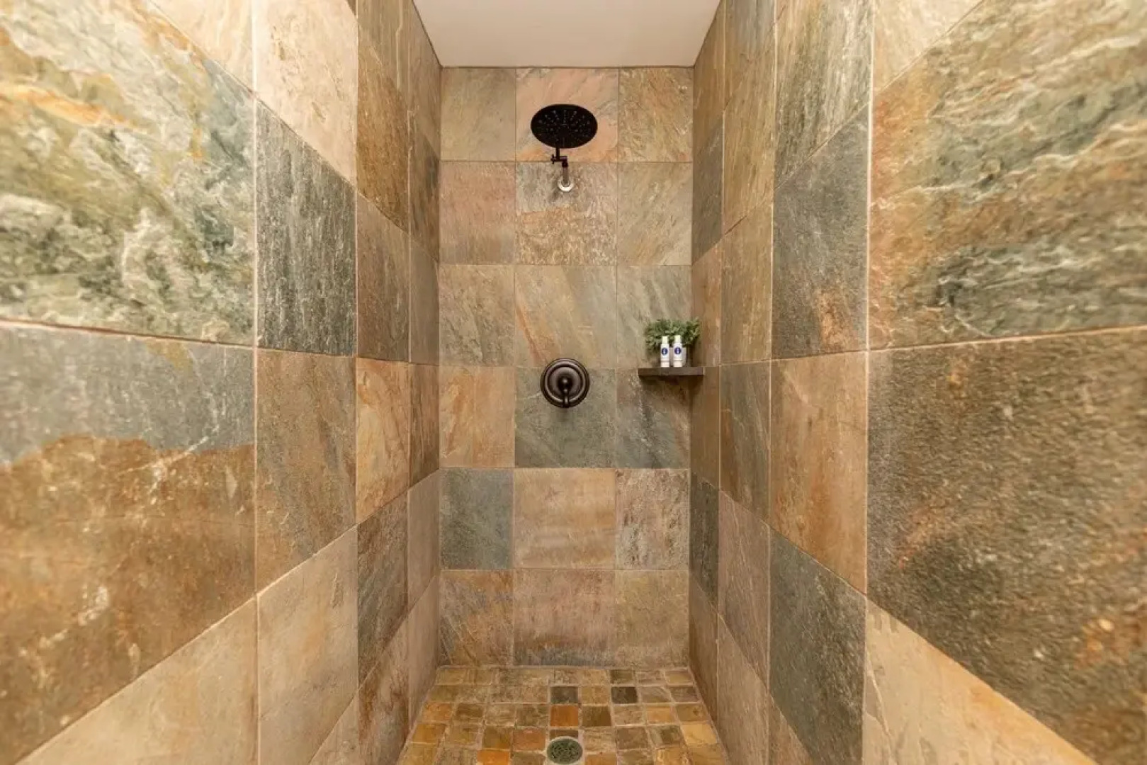 Aina Nalu K203 in Lahaina, Lahaina