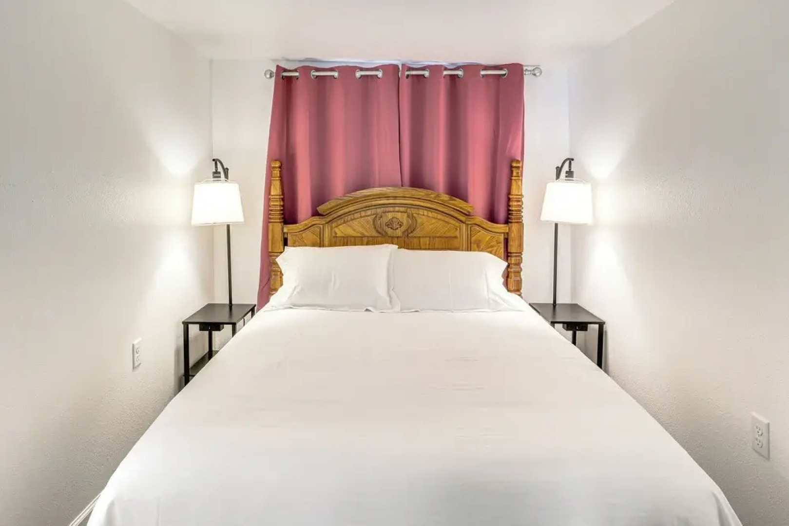 < 1 Mi to Enmu: Pet-friendly Home in Portales!