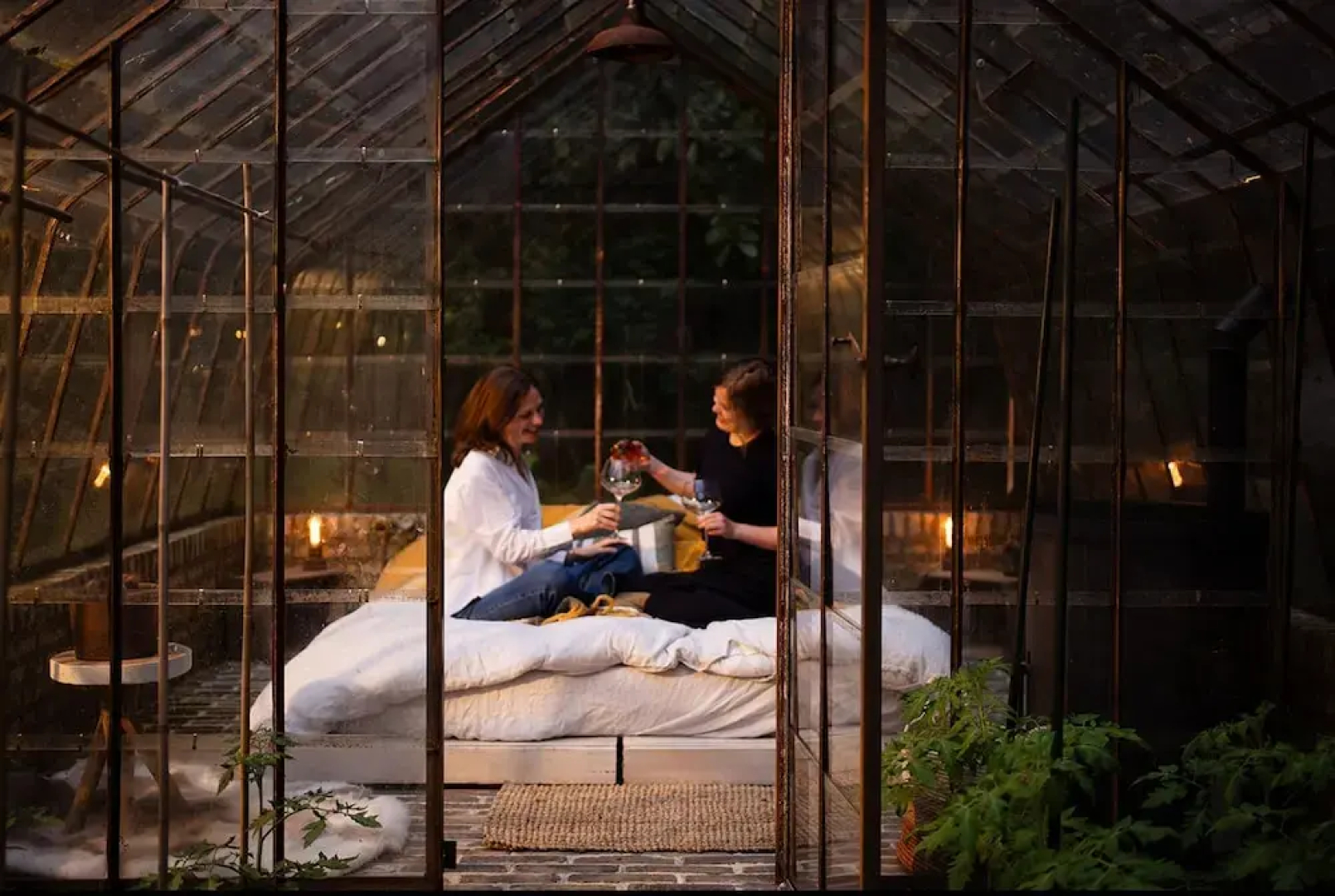 La Petite For t Antique Countryside Greenhouse