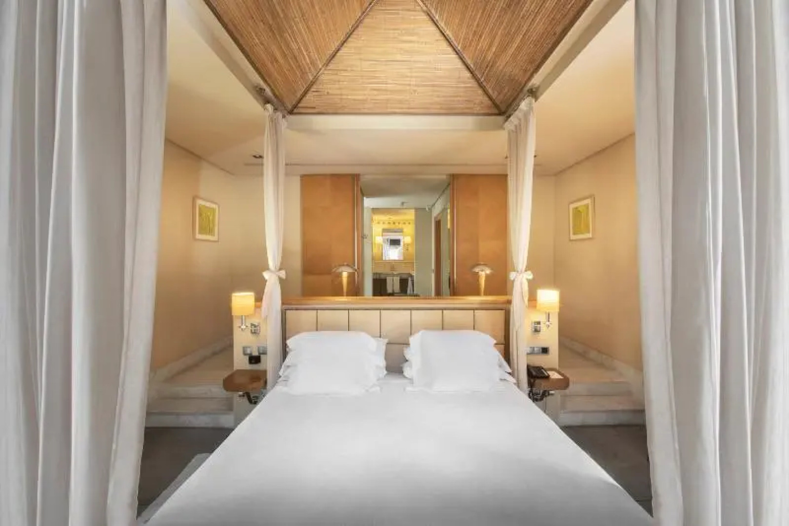 Bahia del Duque Las Villas Resort