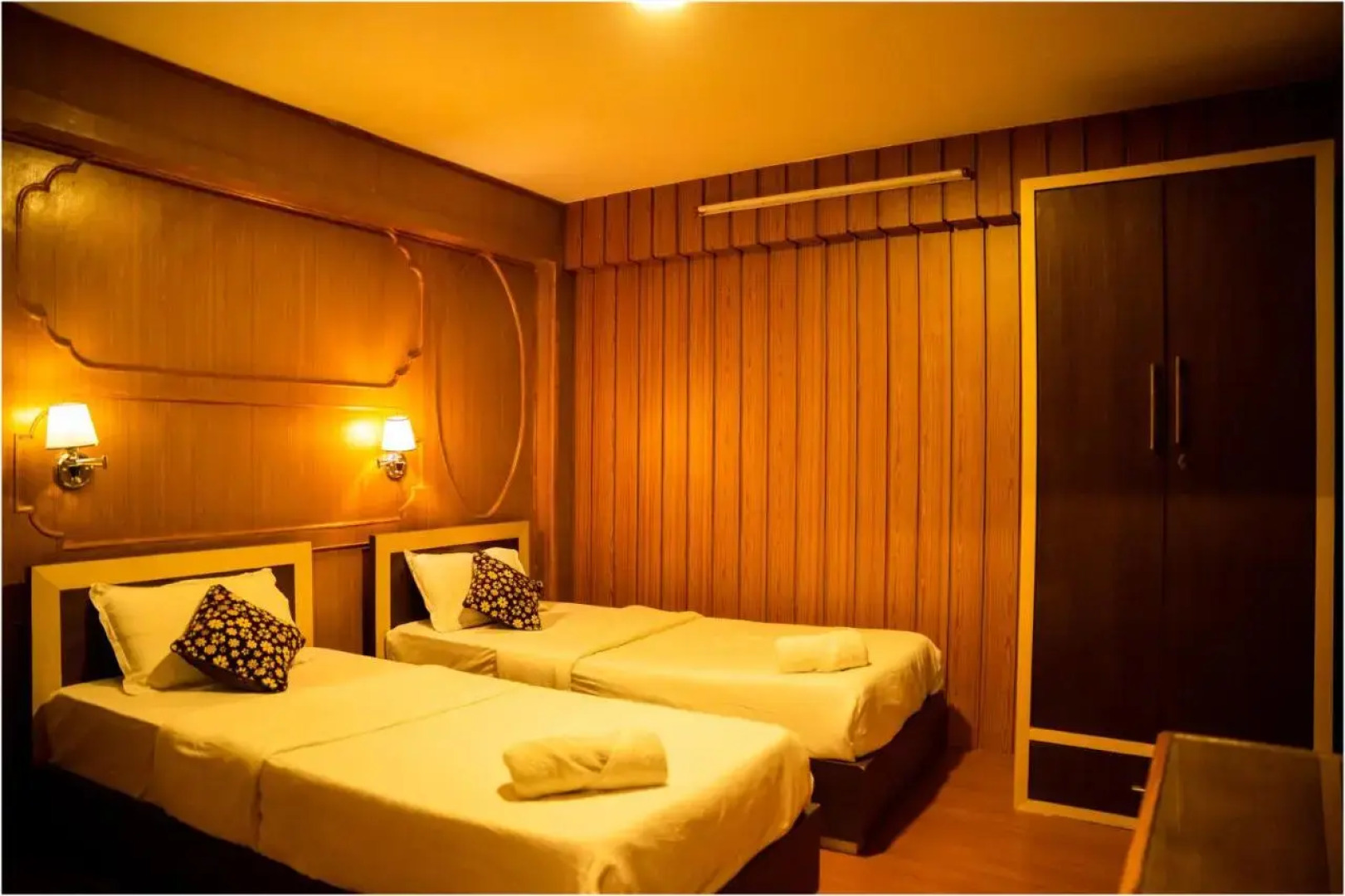 Nag Pukhu Guest House