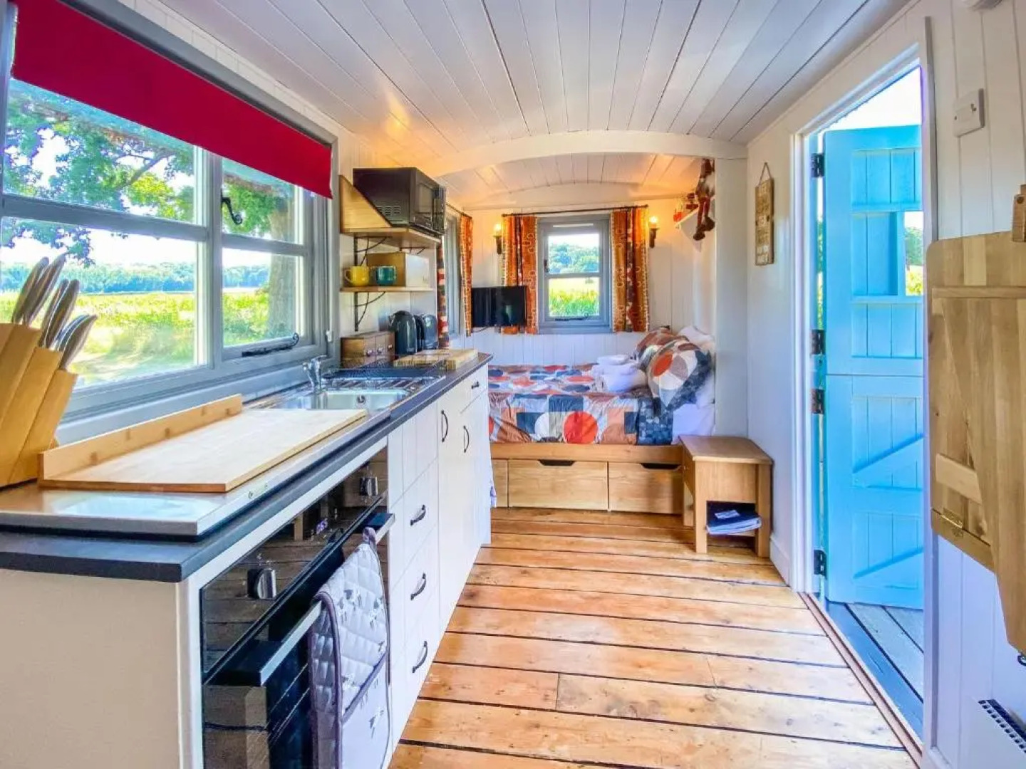 The Hideaway Hut - 1 Bed Shepherds Hut - Dodmarsh