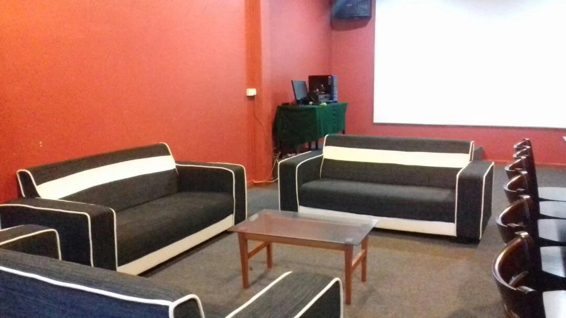 Virgo Batik Resort Teluk Batik Lumut