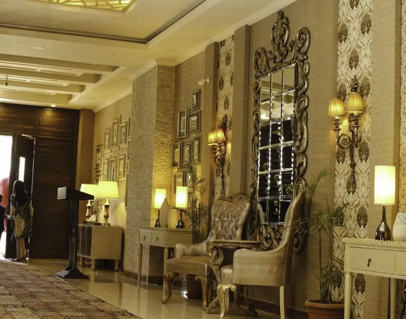 Shelton's Rezidor Peshawer