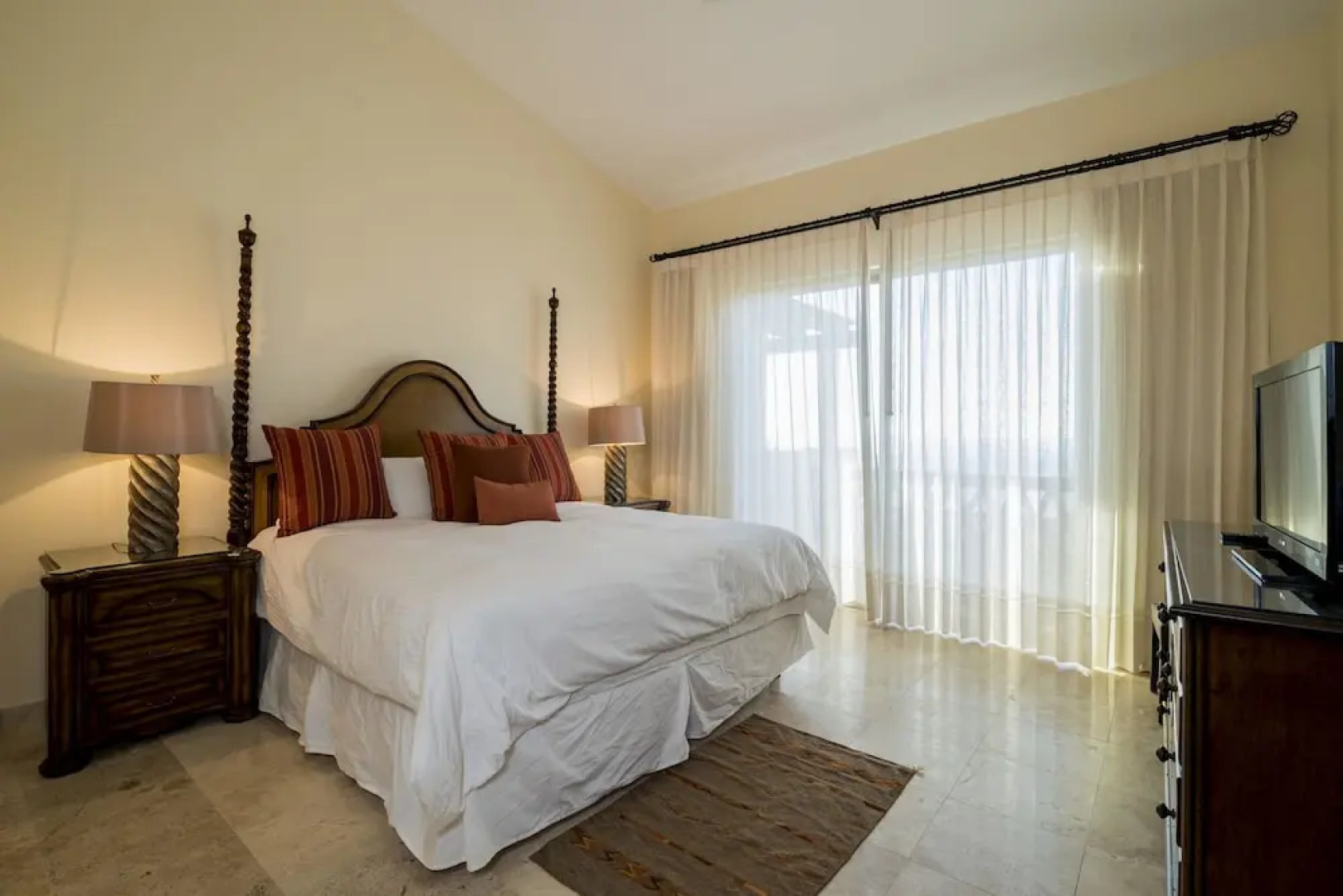 Paraiso Del Mar Resort C601 3 Bed by Casago