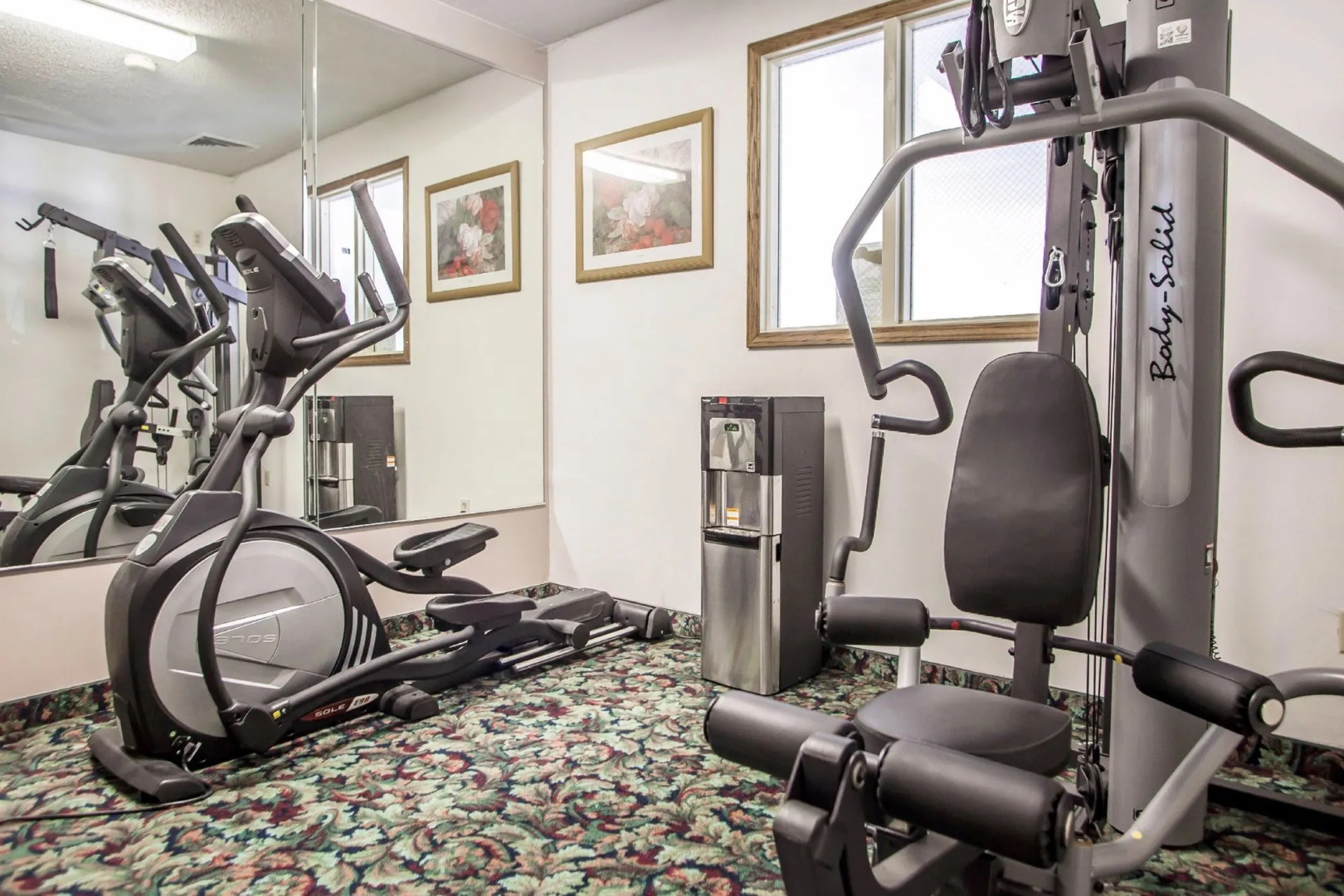 Comfort Inn Muscatine near Hwy 61