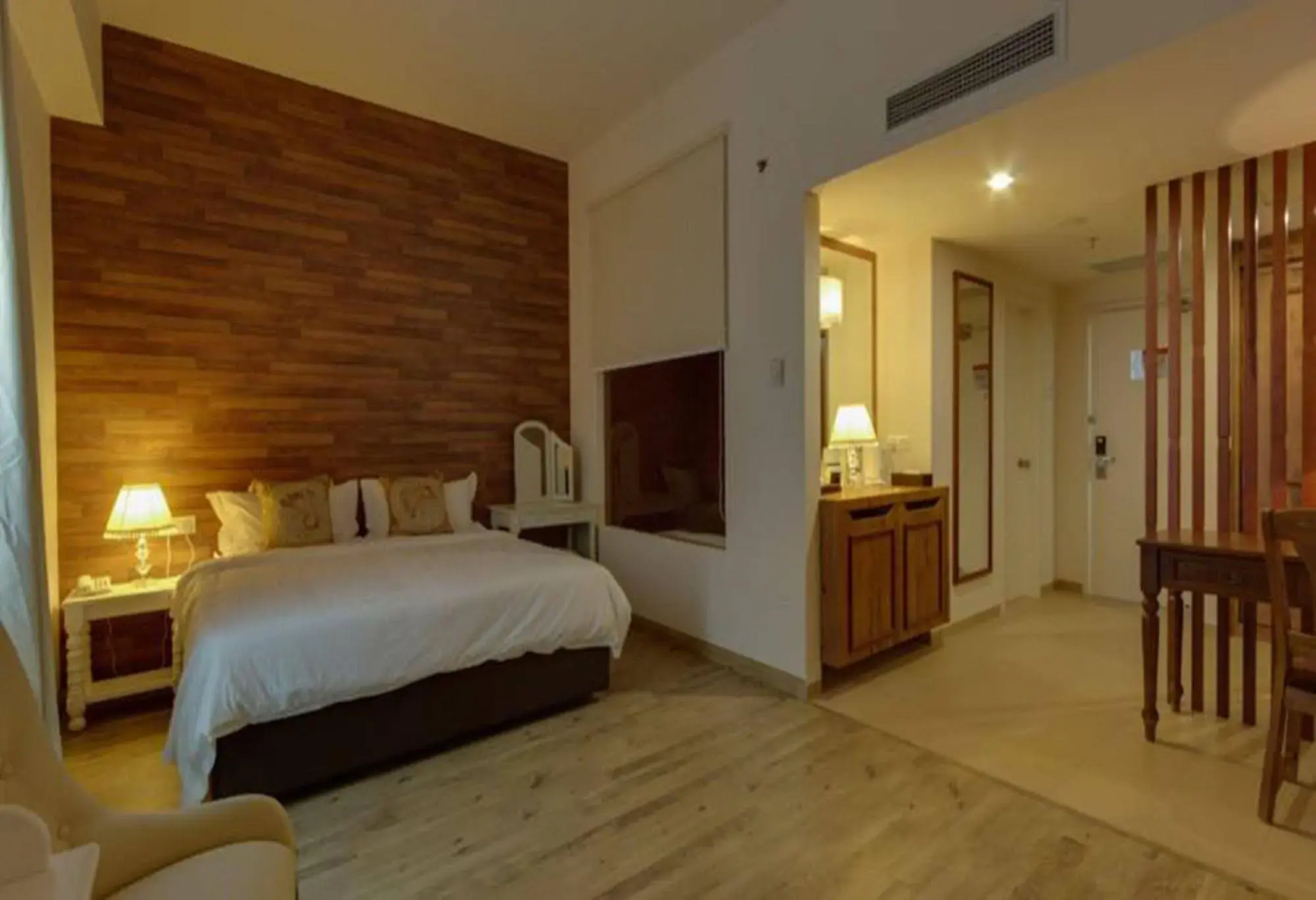 Swan Garden Hotel