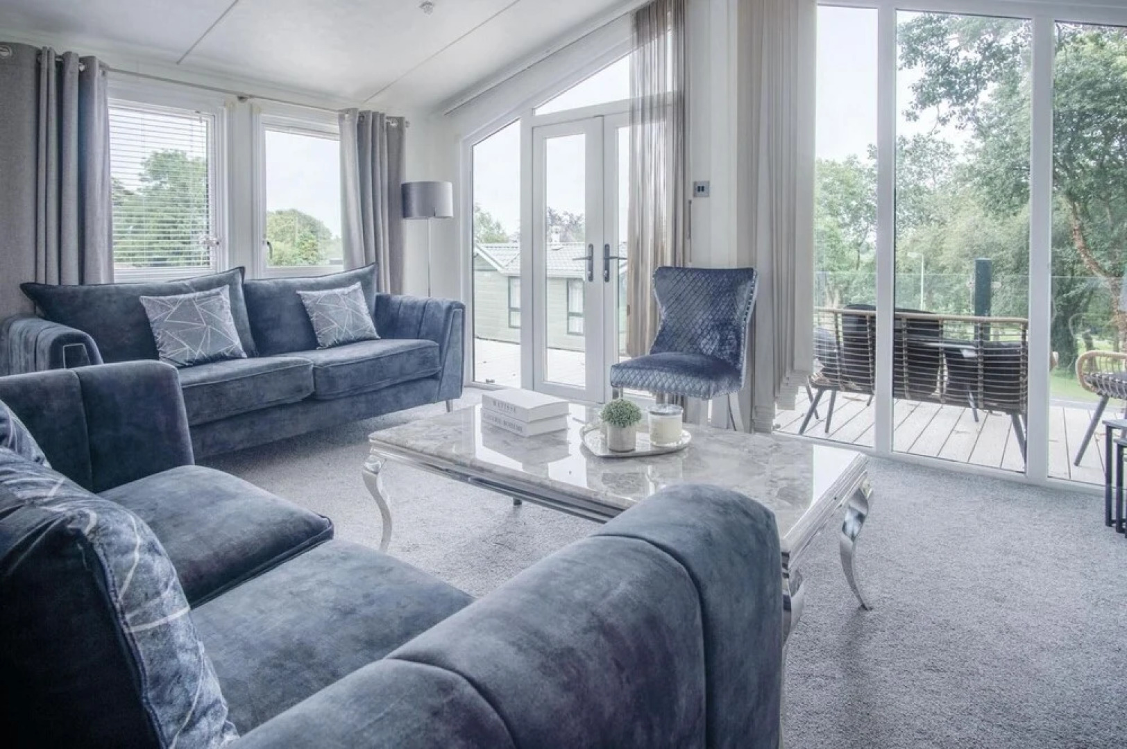 1 Manor Lodge - 3 Bedroom Lodge - Pendine