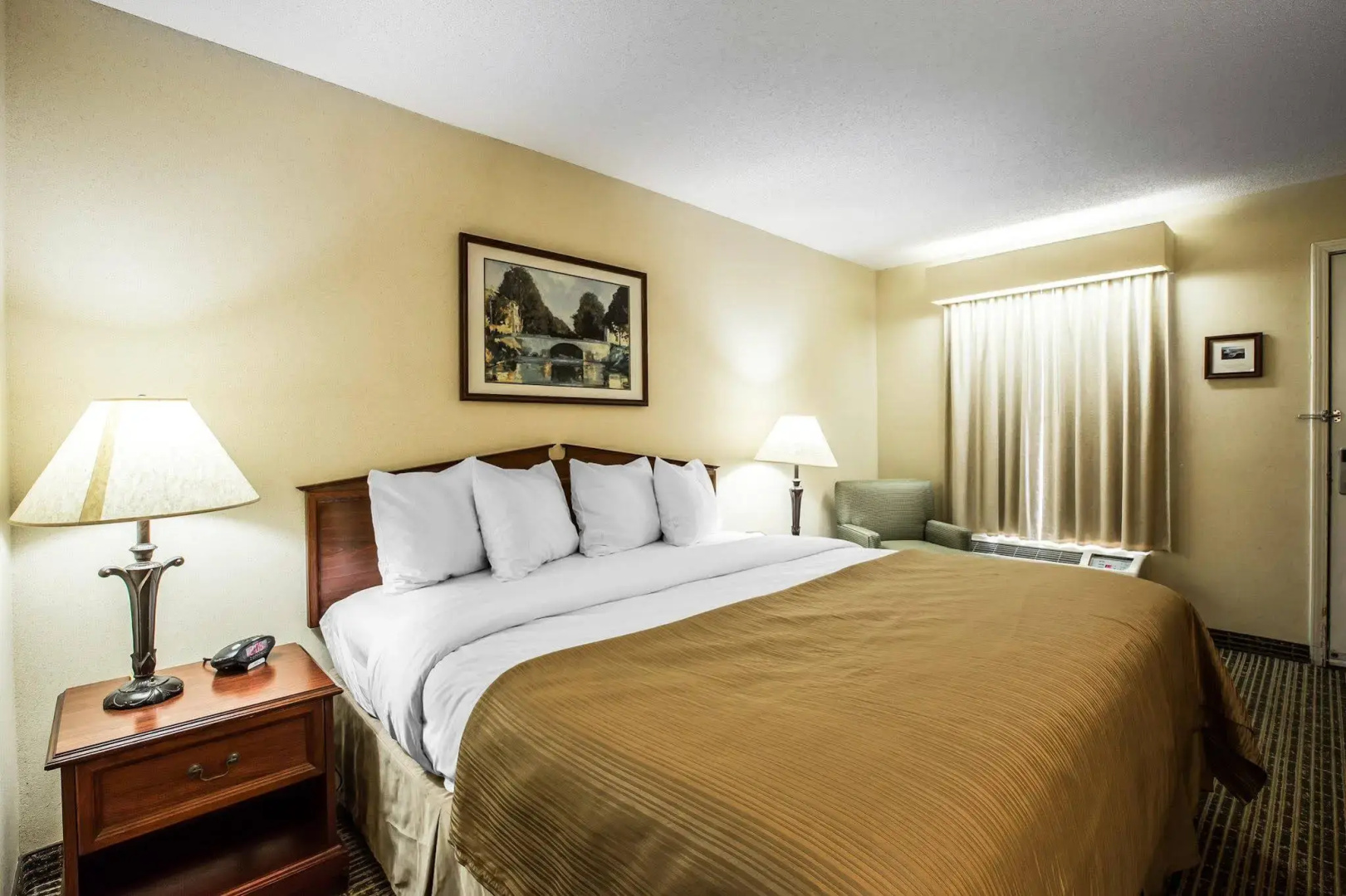 Quality Inn Bessemer I-20 exit 108