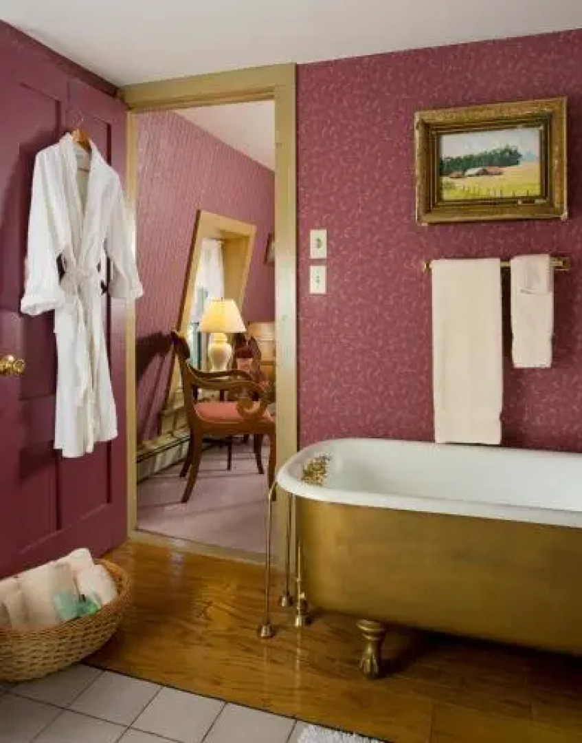 The Harbour Cottage Inn