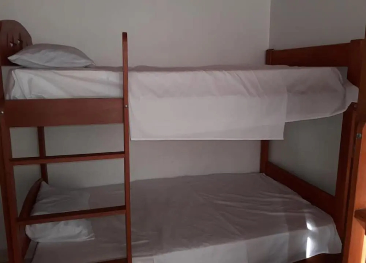 Lupuna Bunk & Breakfast