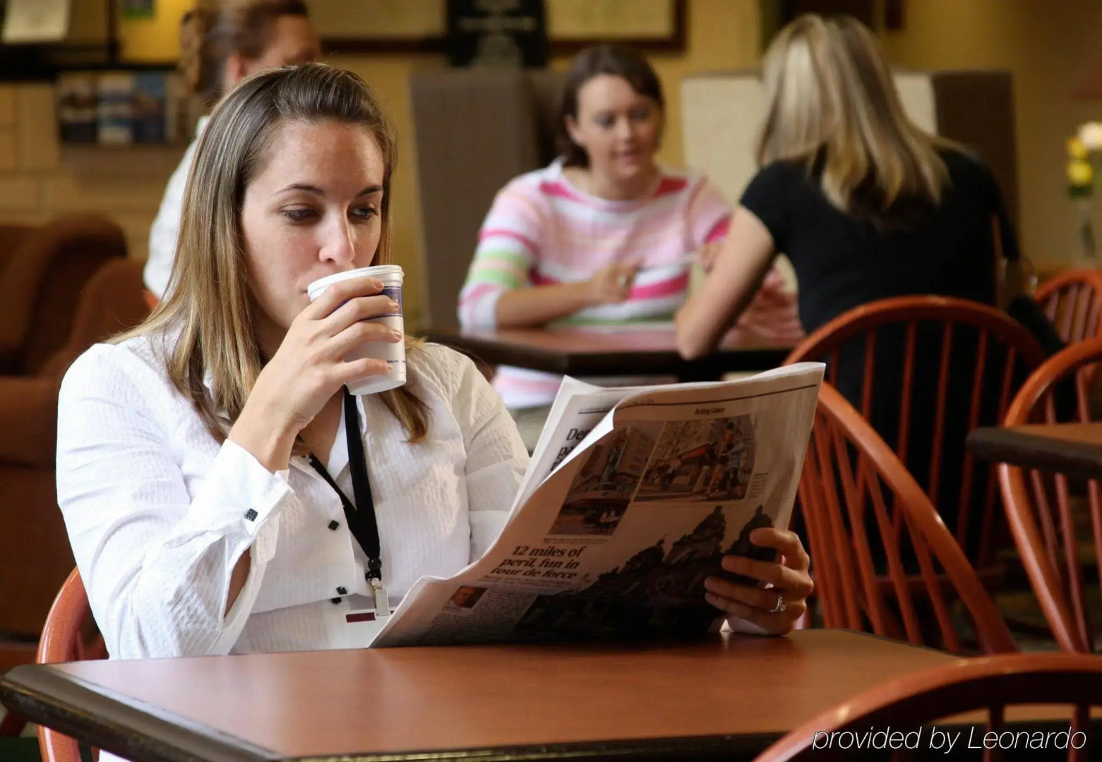 Hampton Inn & Suites State College at Williamsburg Square