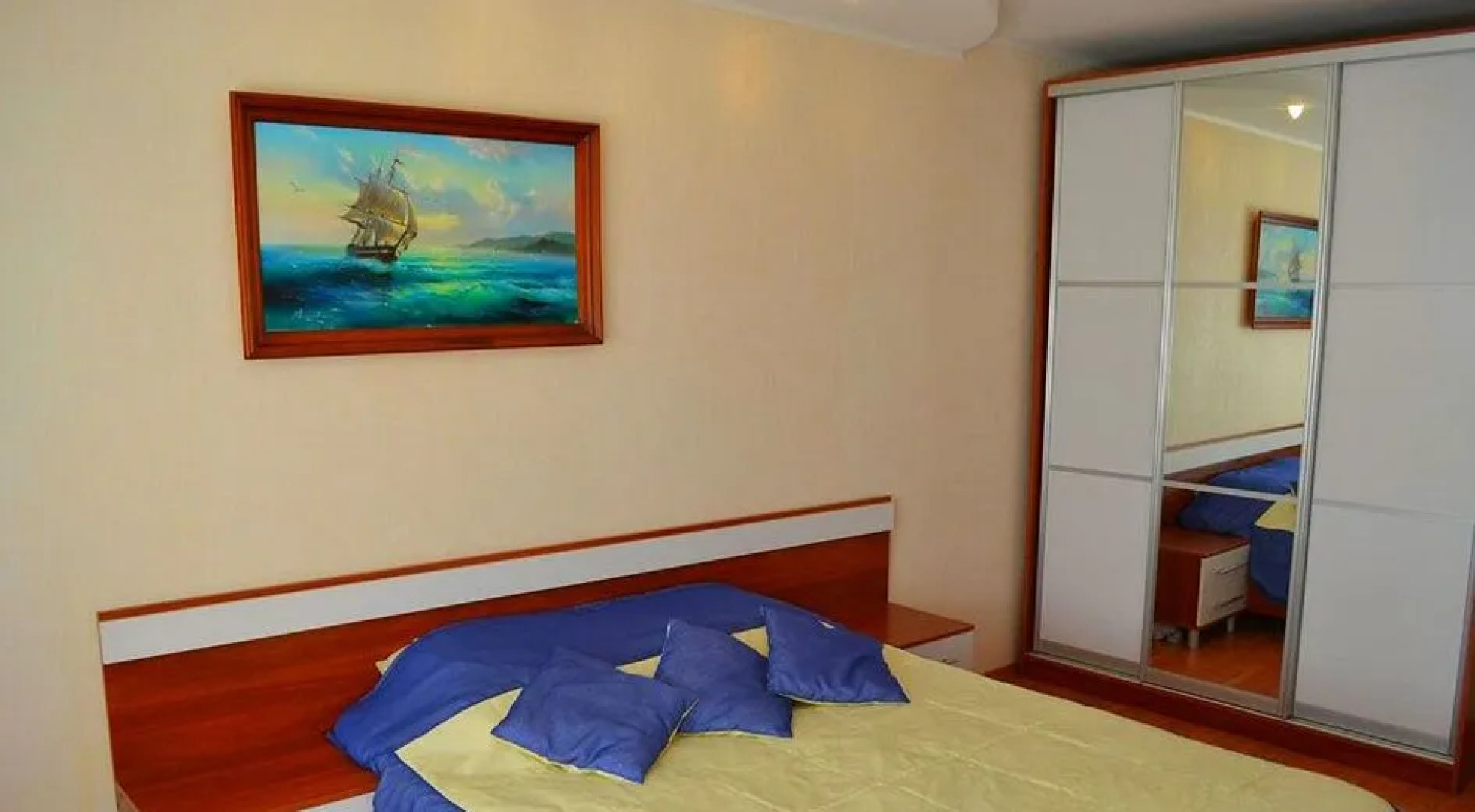 Comfort Apartments on street Matrosova bld. 6