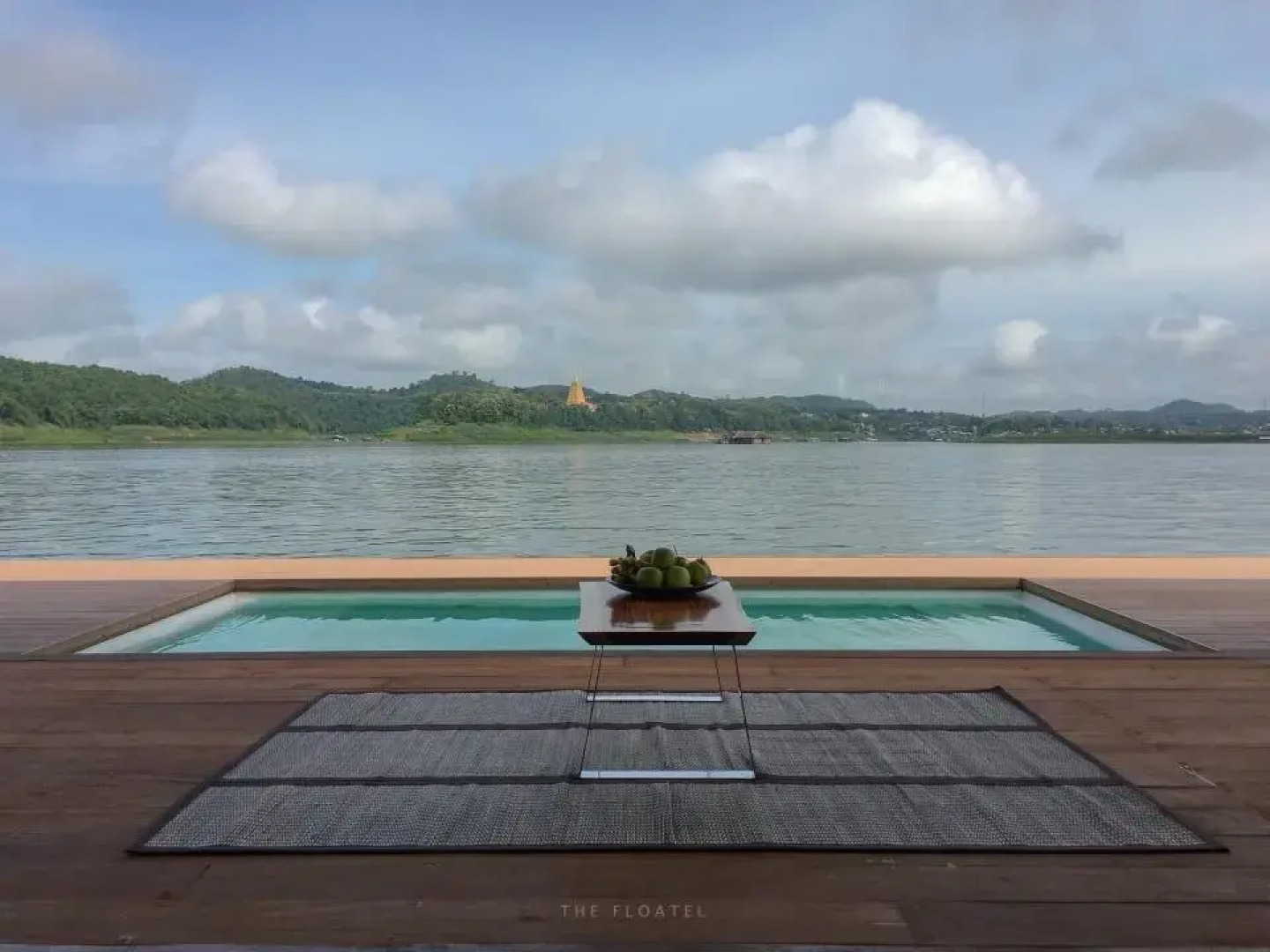 The Floatel - Buntern