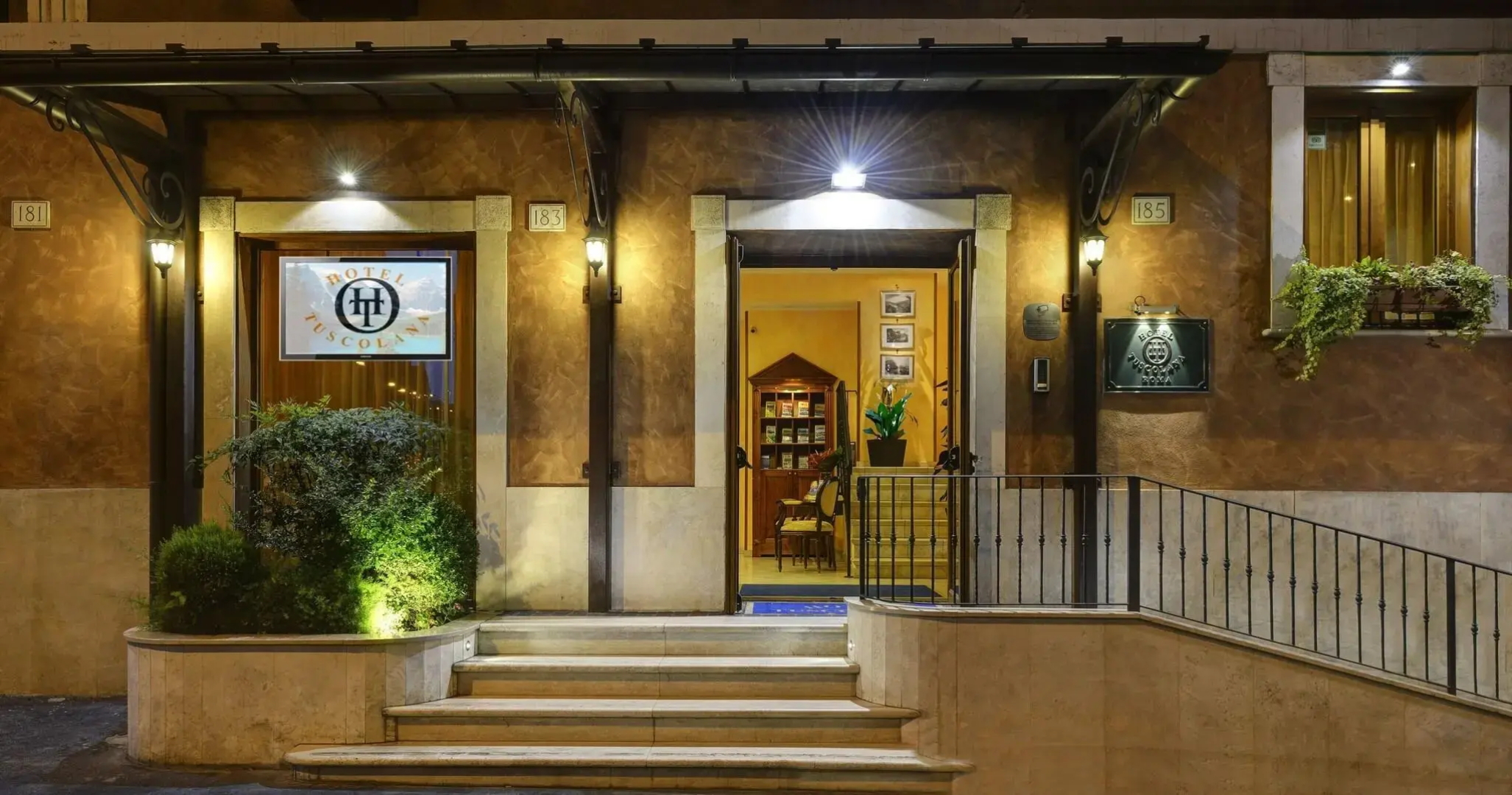 Hotel Tuscolana