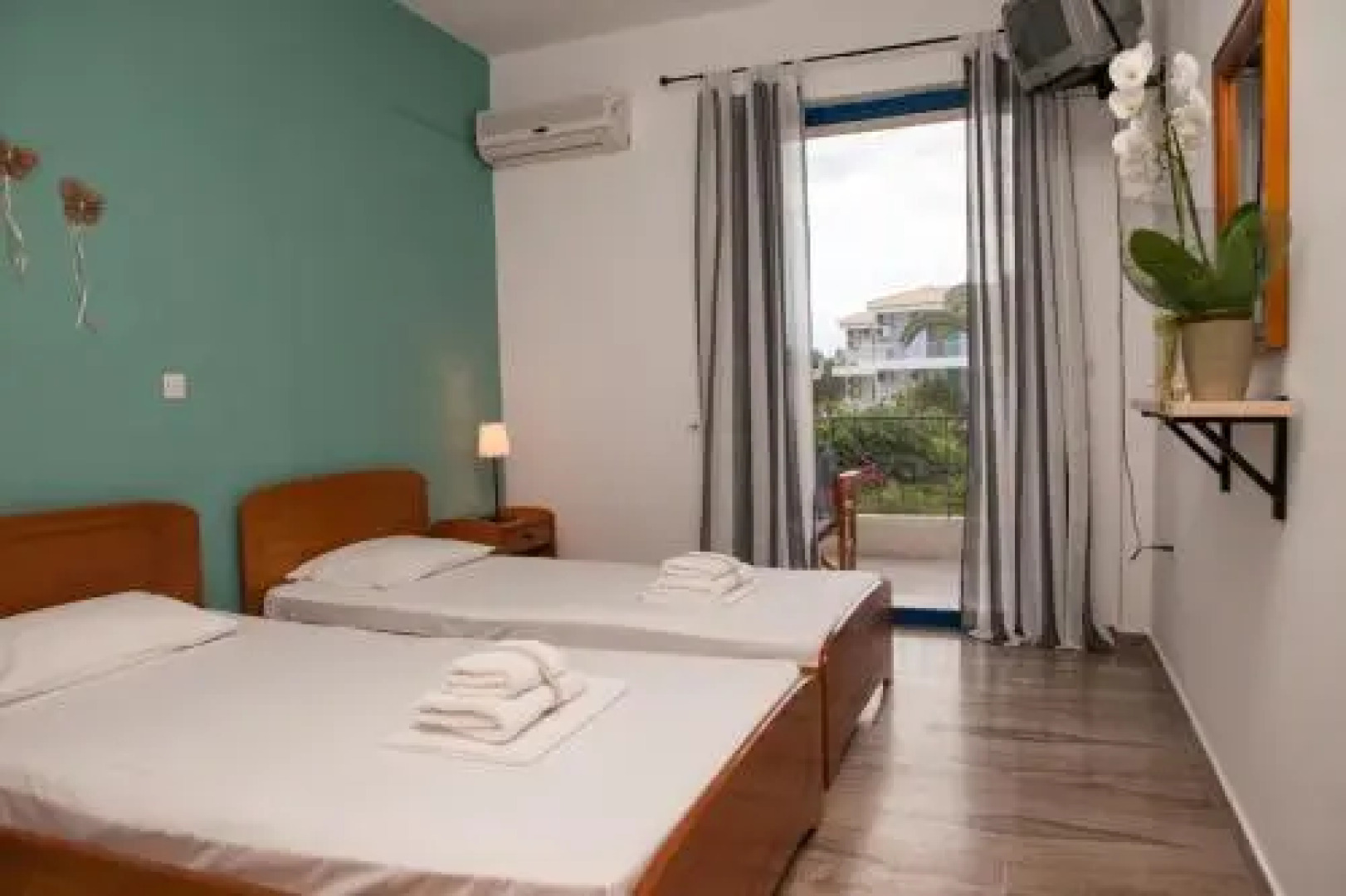 George Chrysa Apartments Kandia