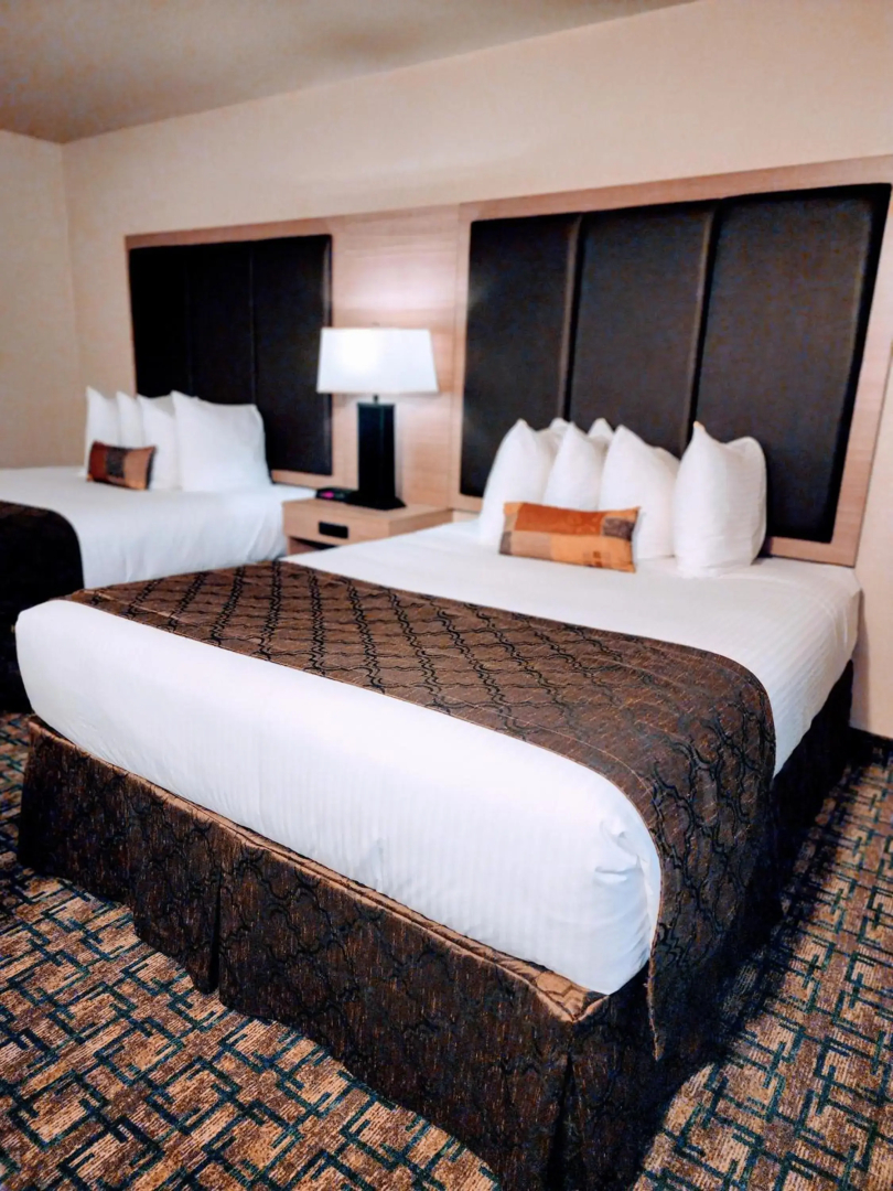 Ramada by Wyndham Lloydminster