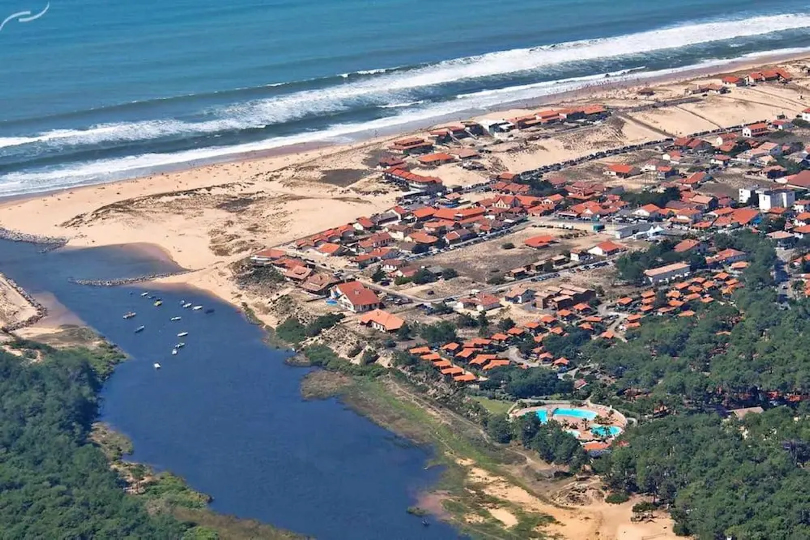 Property with 2 Bedrooms in Saint-Julien-En-Born, with Pool Access And Furnished Garden - 4 Km From the Beach