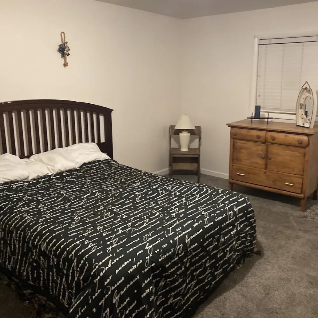 Enjoy This Home Away From Home Just Relax in This Charming Farm House Thank You