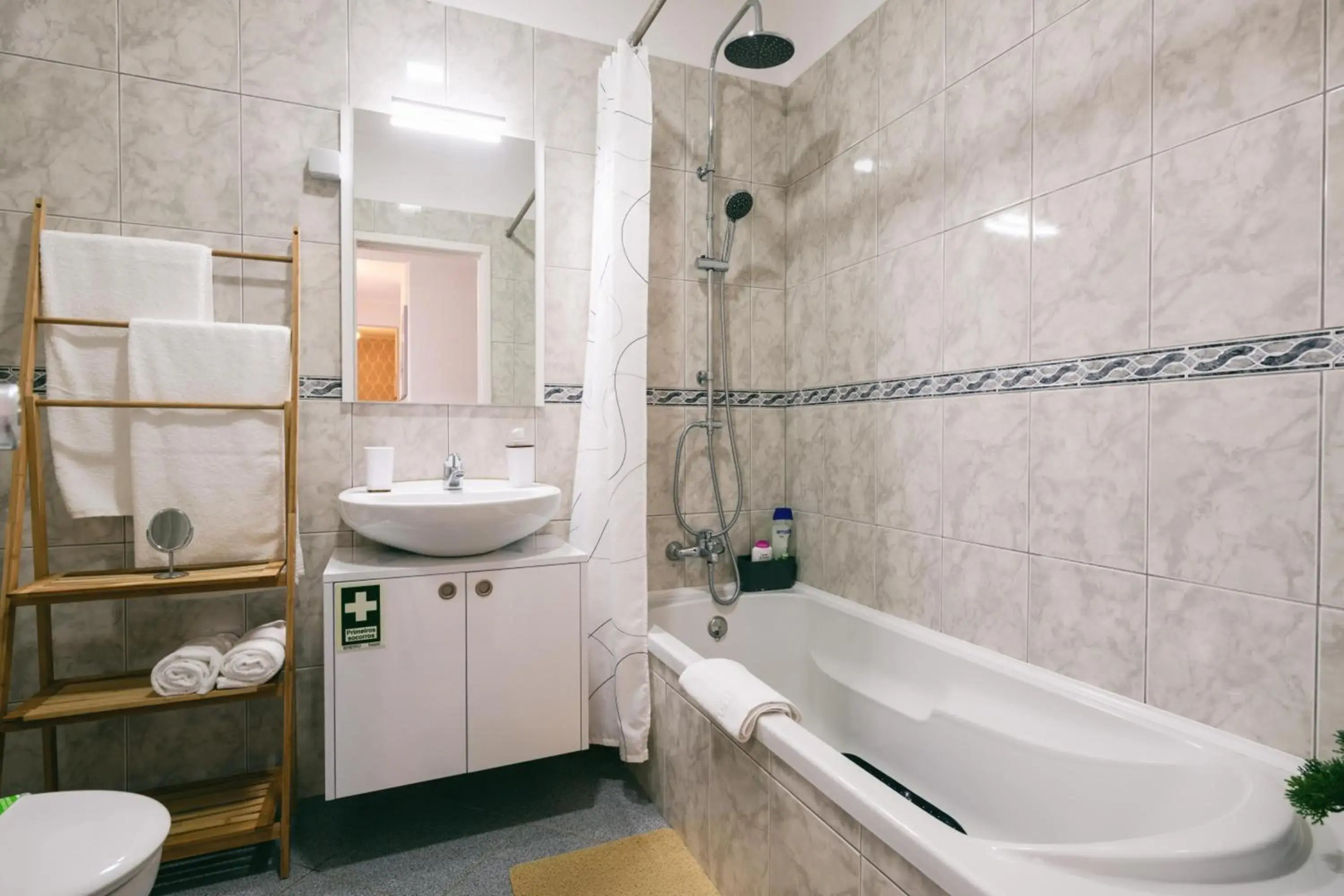 Pereira Place - The Dream