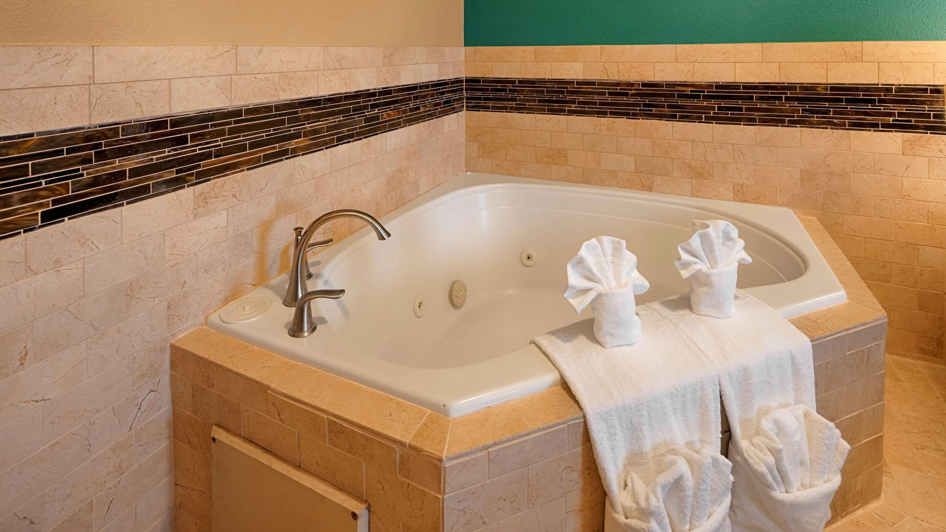 Best Western Governors Inn & Suites