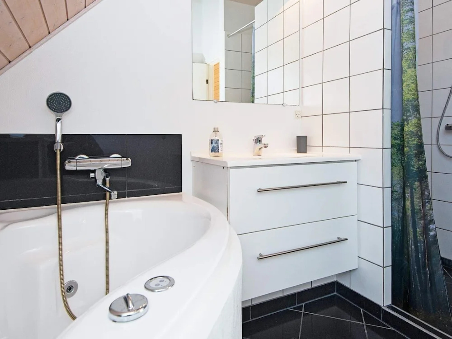 6 Person Holiday Home in Juelsminde-by Traum