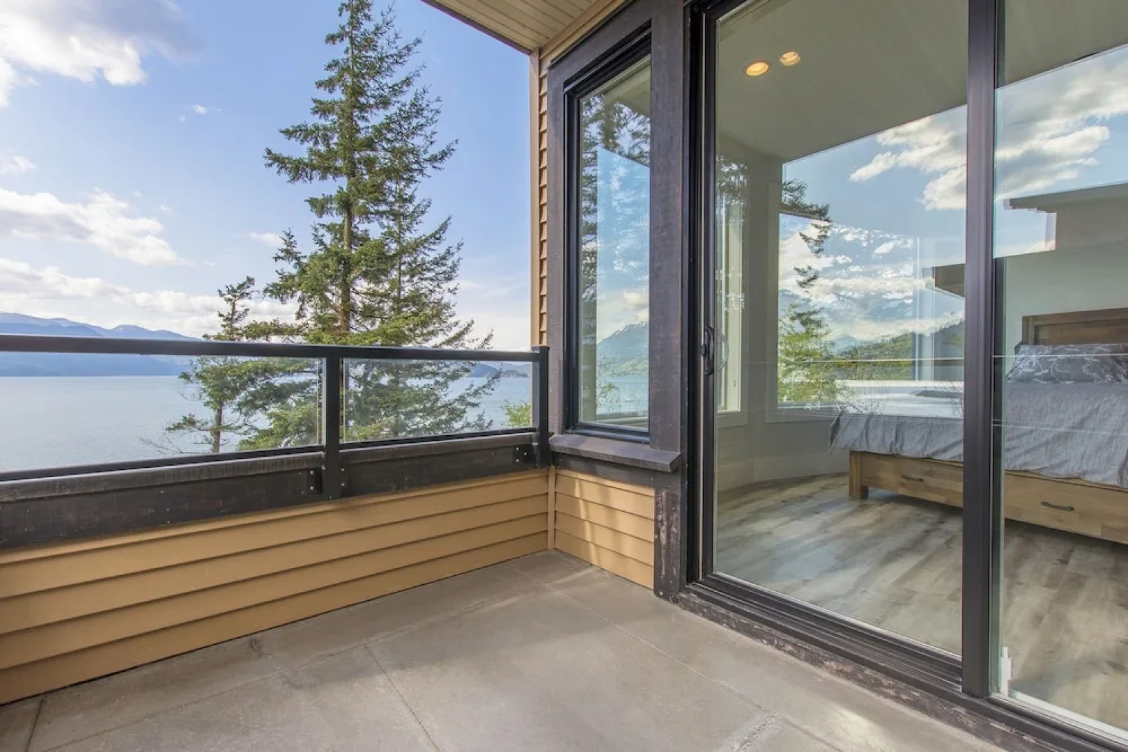 The Lodge on Harrison Lake