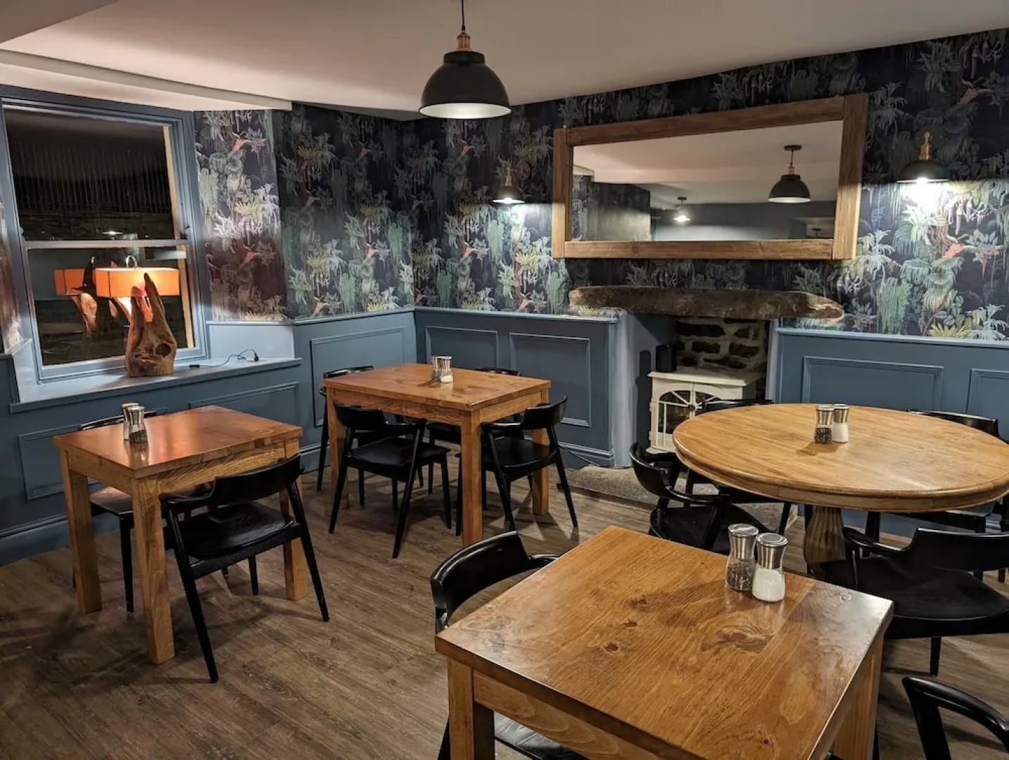 The White Hart Inn