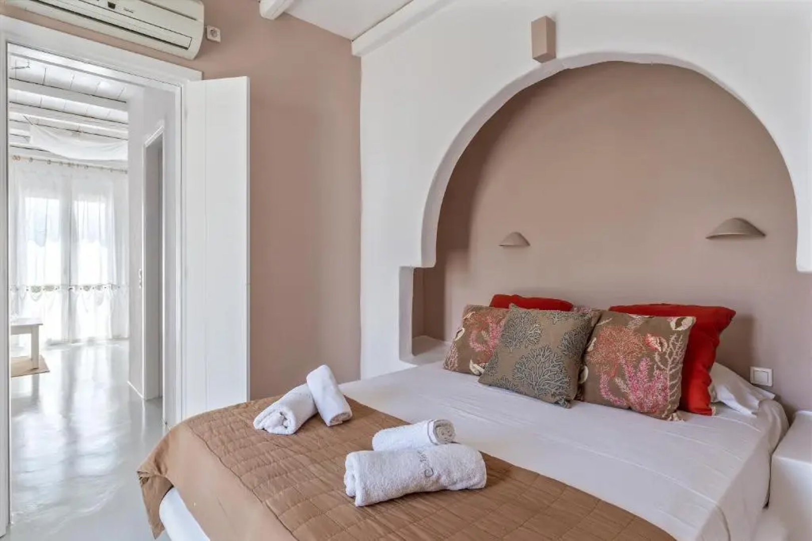 Ninemia Suites Tinos Grand 205