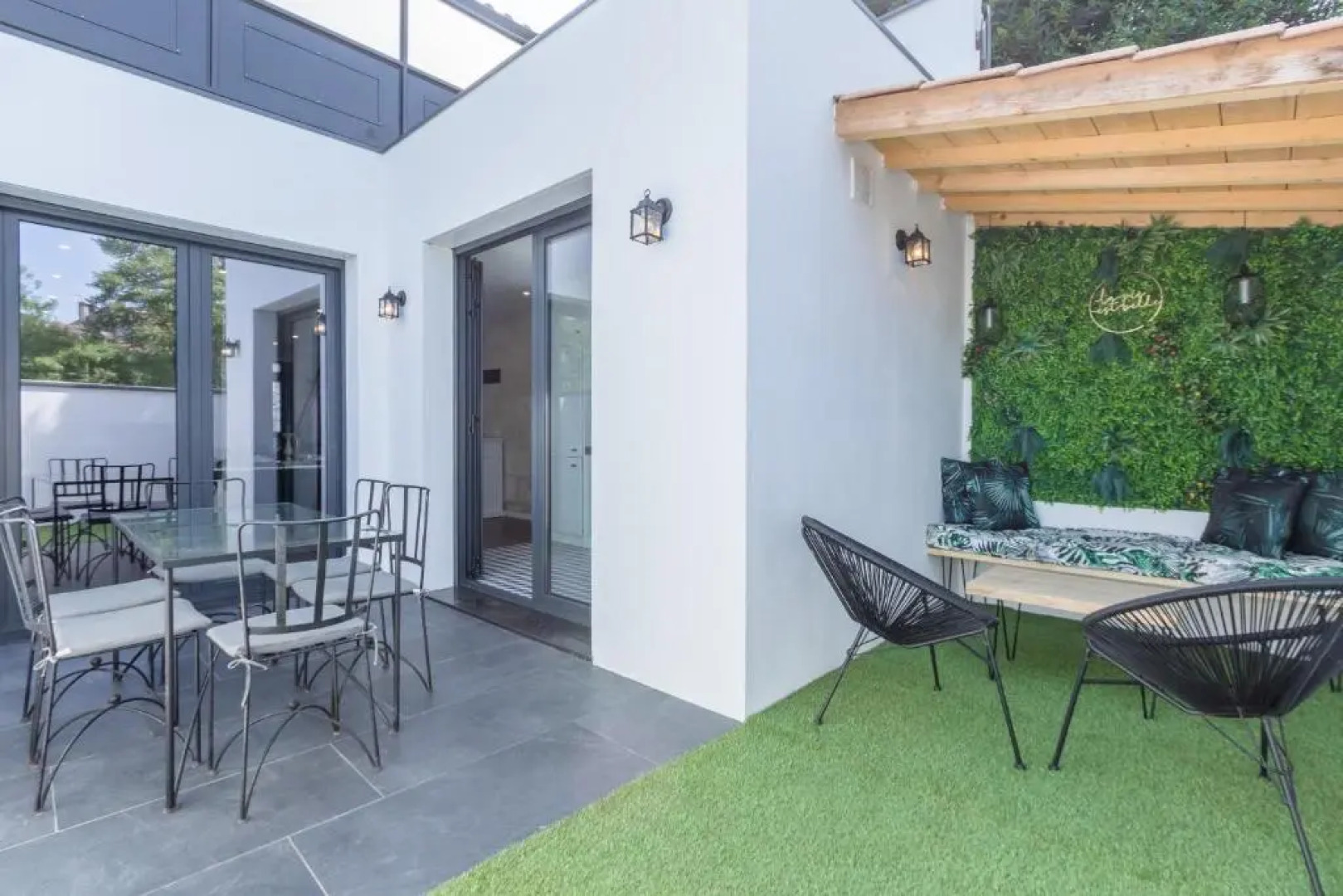 Echoppe Typique de Bordeaux Renovee 3 Ch./3 Sdb