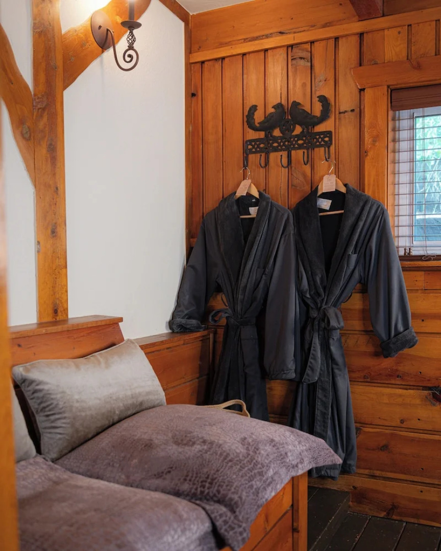 Highland Haven Creekside Inn