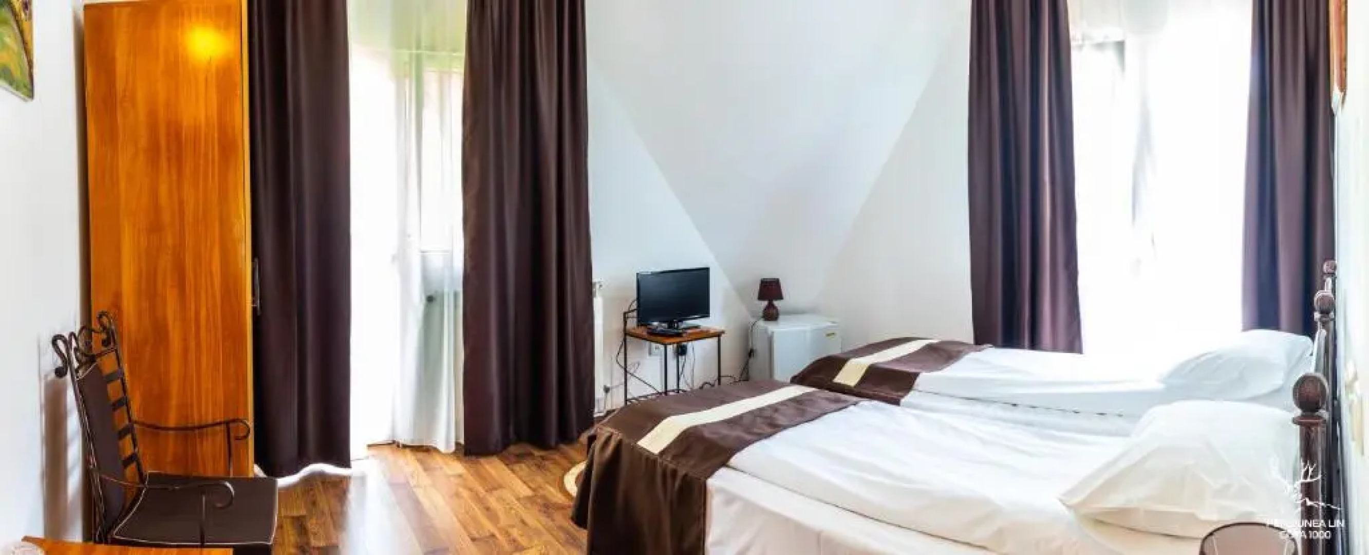 Pensiunea LIN COTA 1000