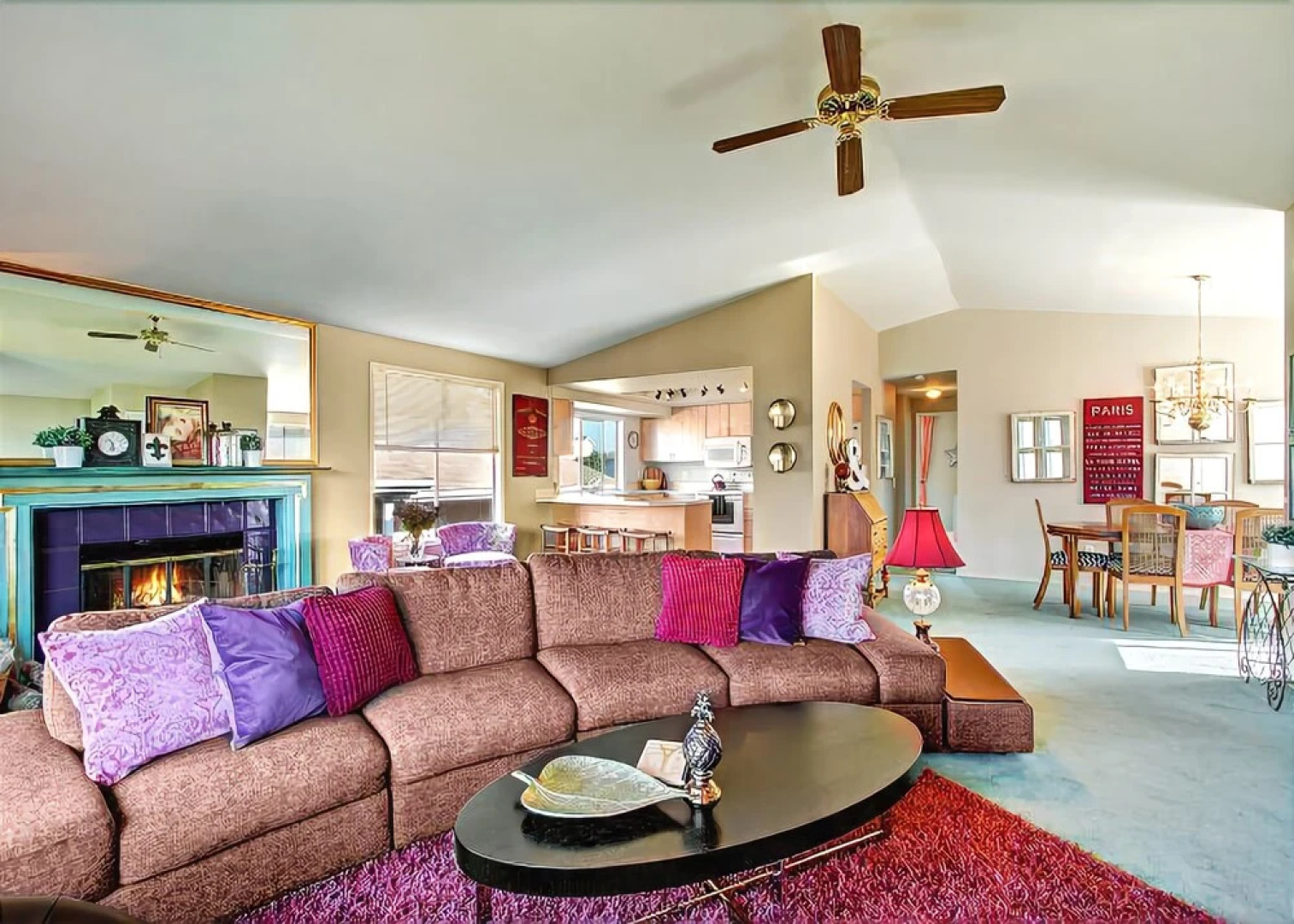 Phinney Suites Retreat - Two Bedroom Townhome with Fireplace