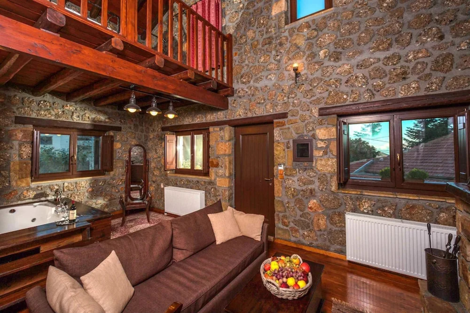 Pera Alonia Guest House