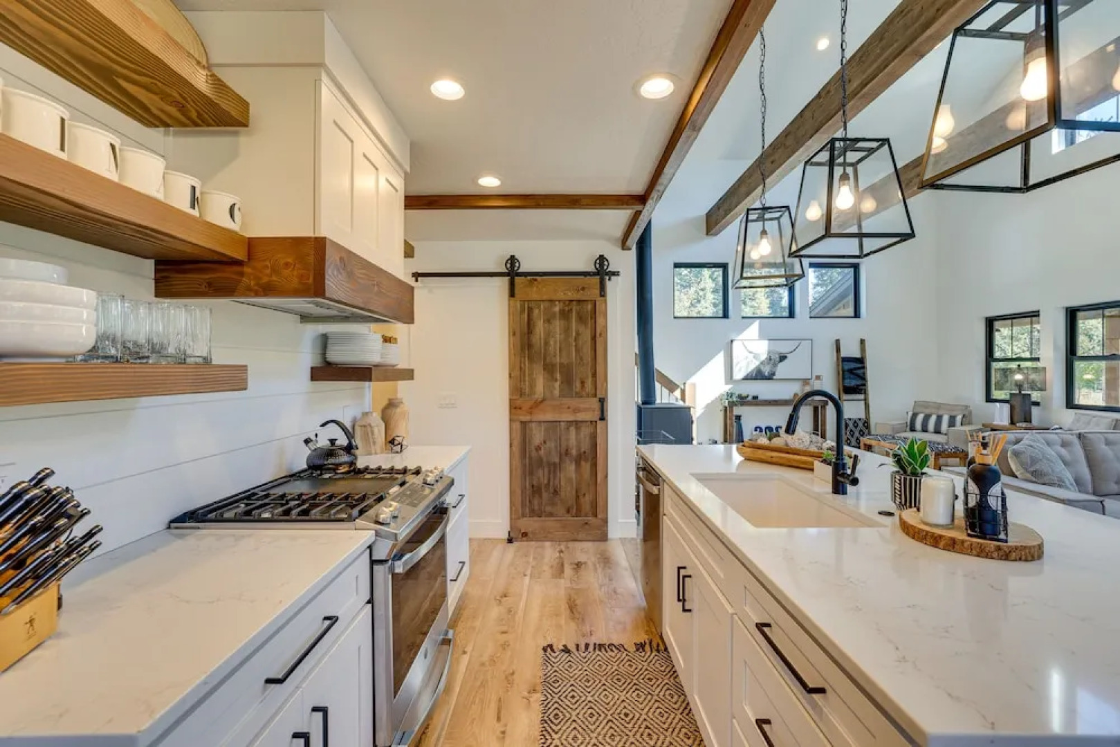 Cozy Cabin Nestled at the Base of Tamarack Resort!