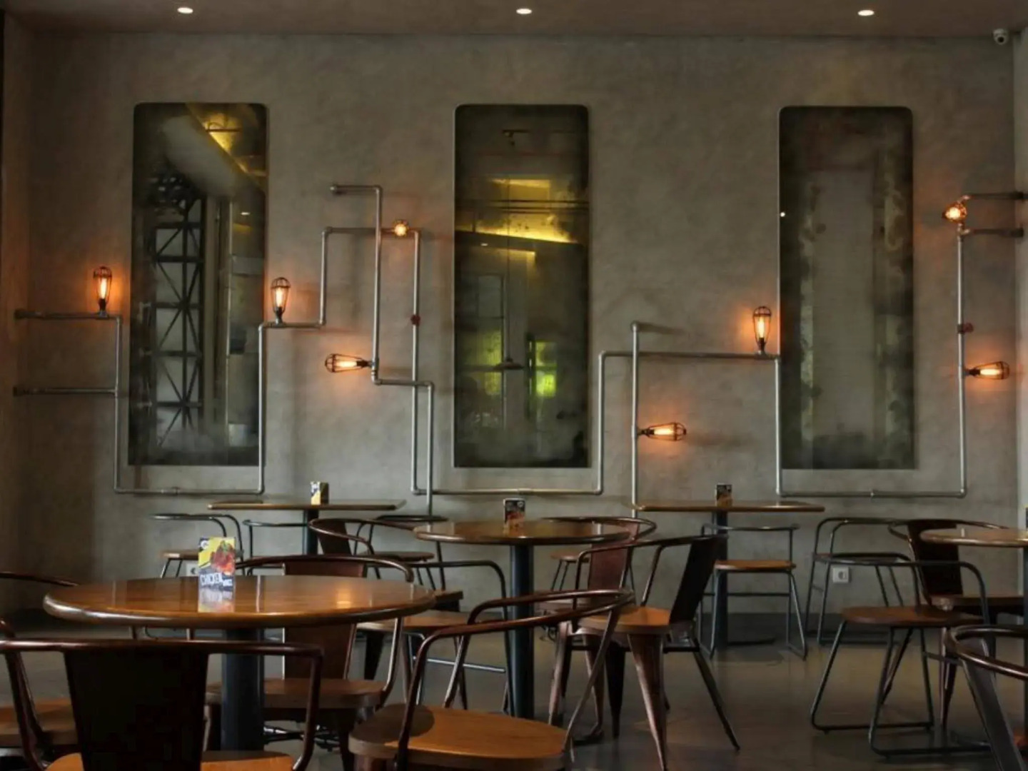 YELLO Hotel Jemursari Surabaya