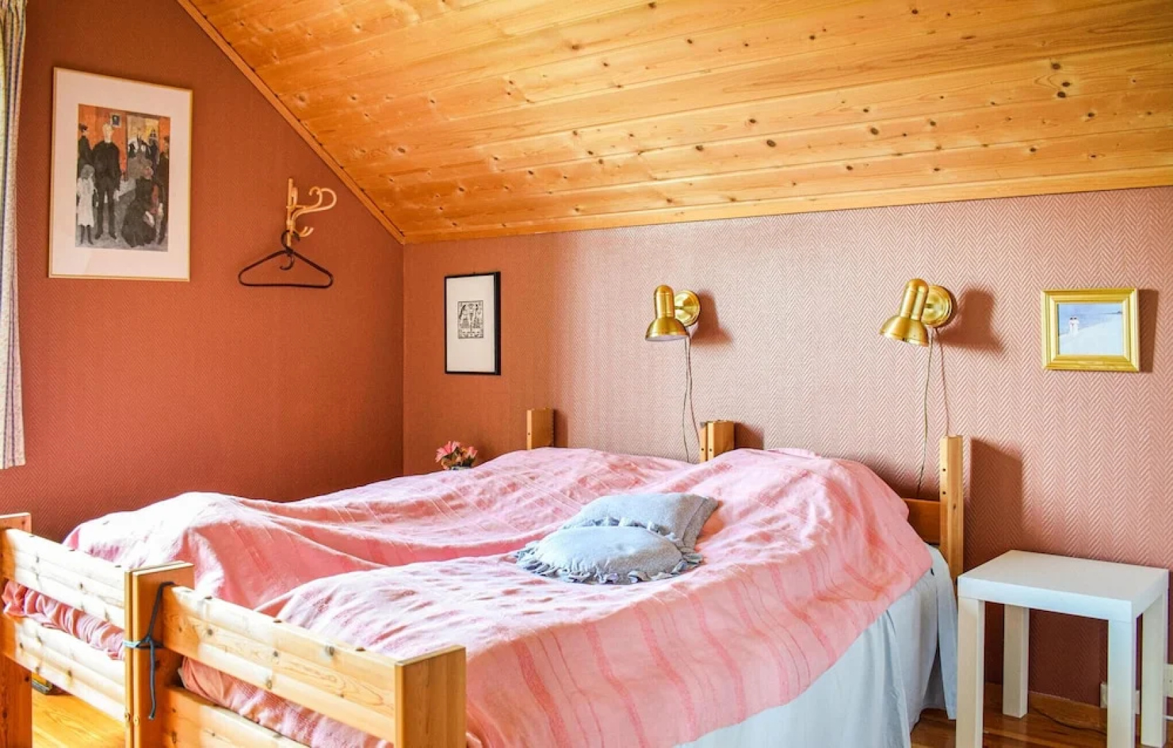 Awesome Home in Lonevåg With 4 Bedrooms and Wifi