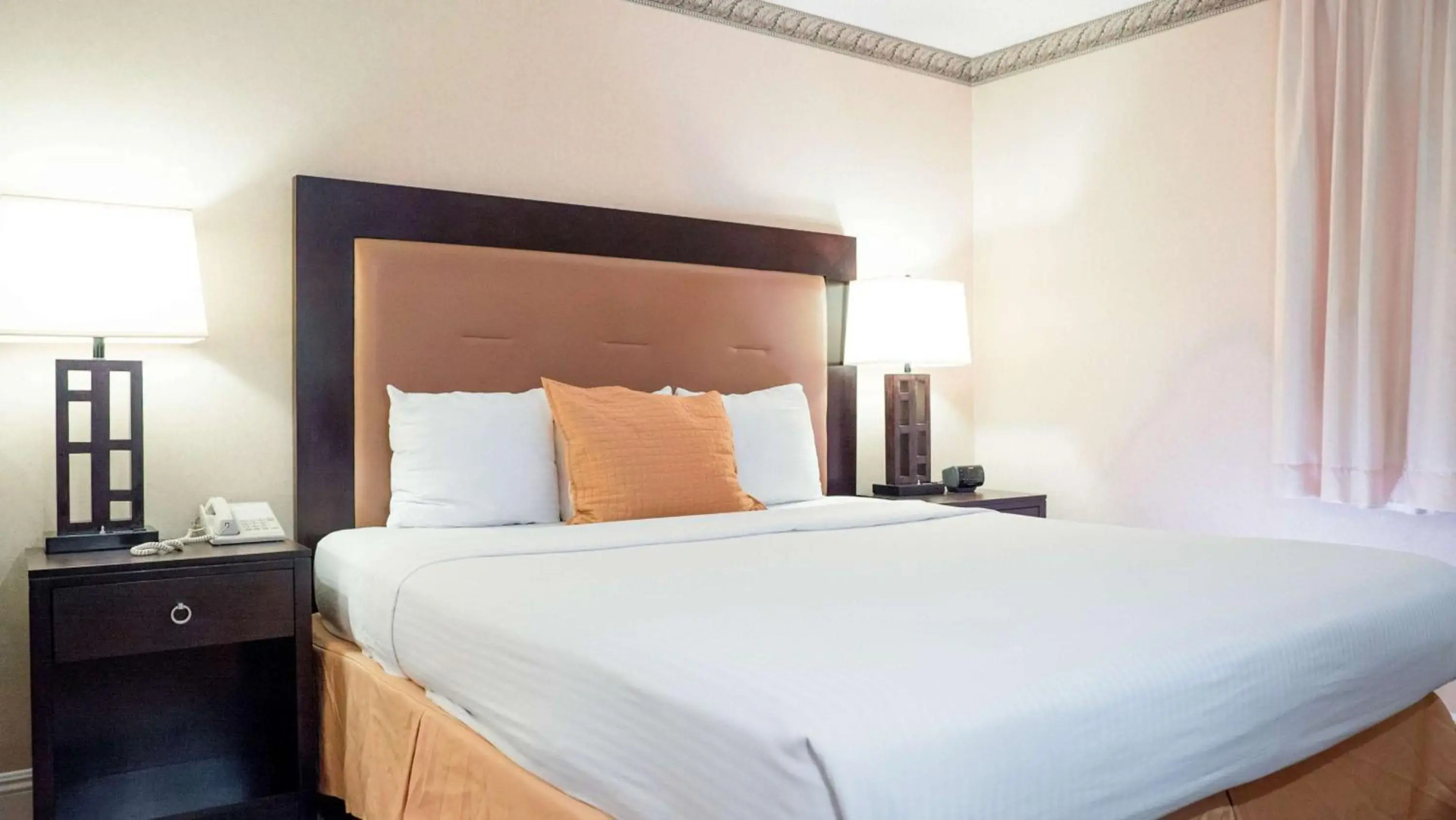 Motel 6 Anaheim Hills